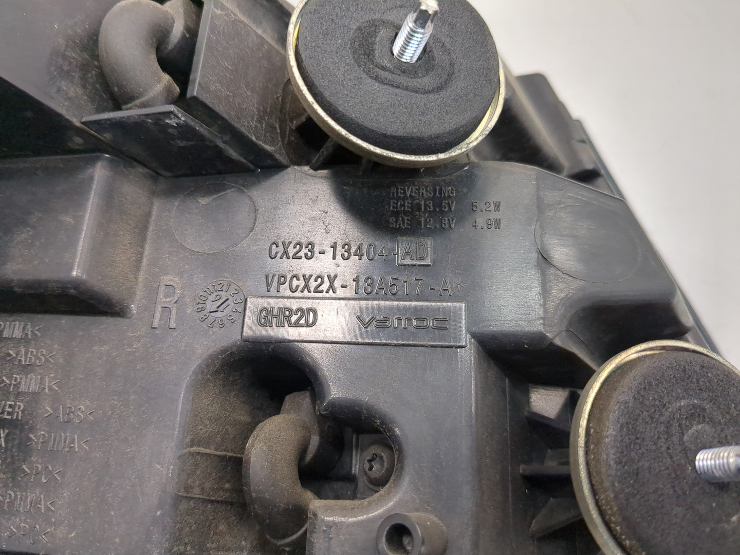 Фонарь задний правый