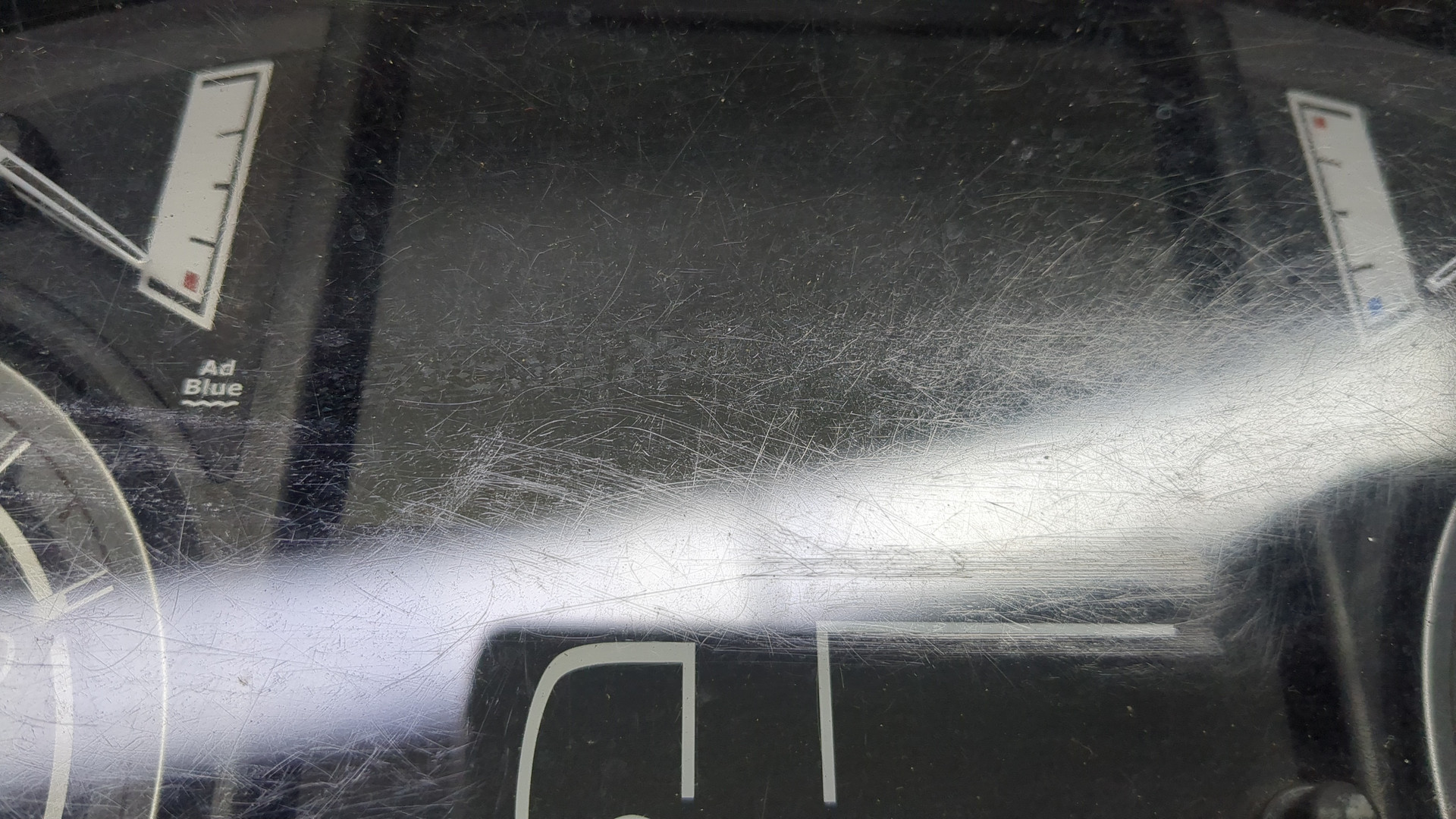 Панель приборов