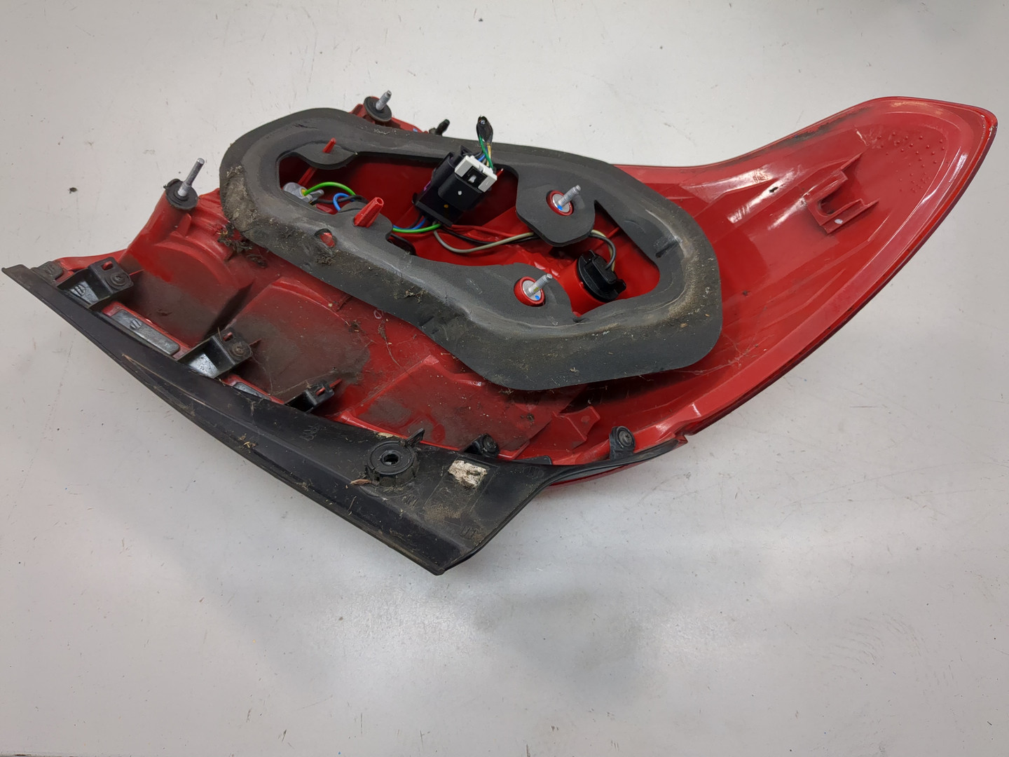 Фонарь задний правый