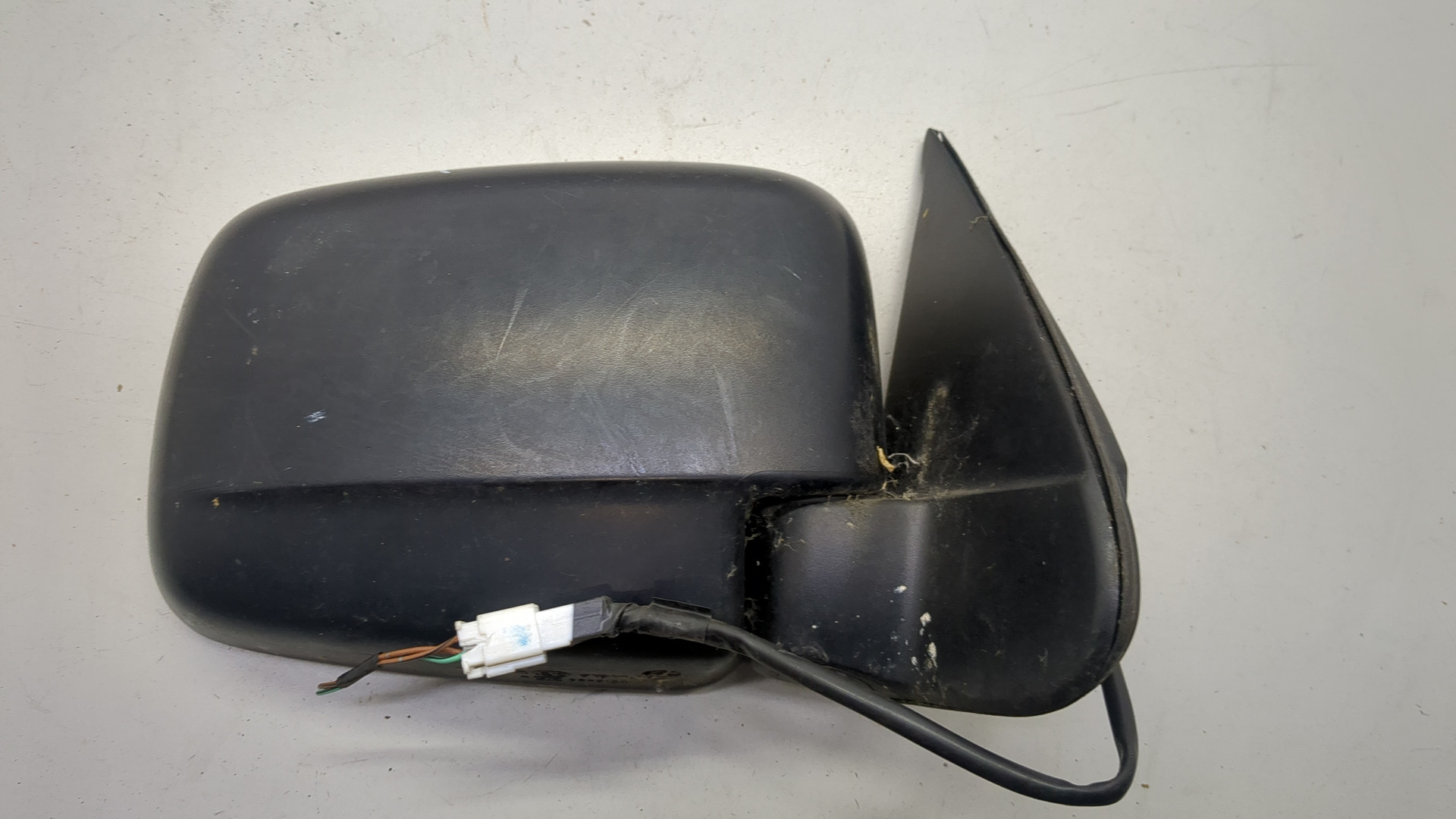 Зеркало правое электрическое