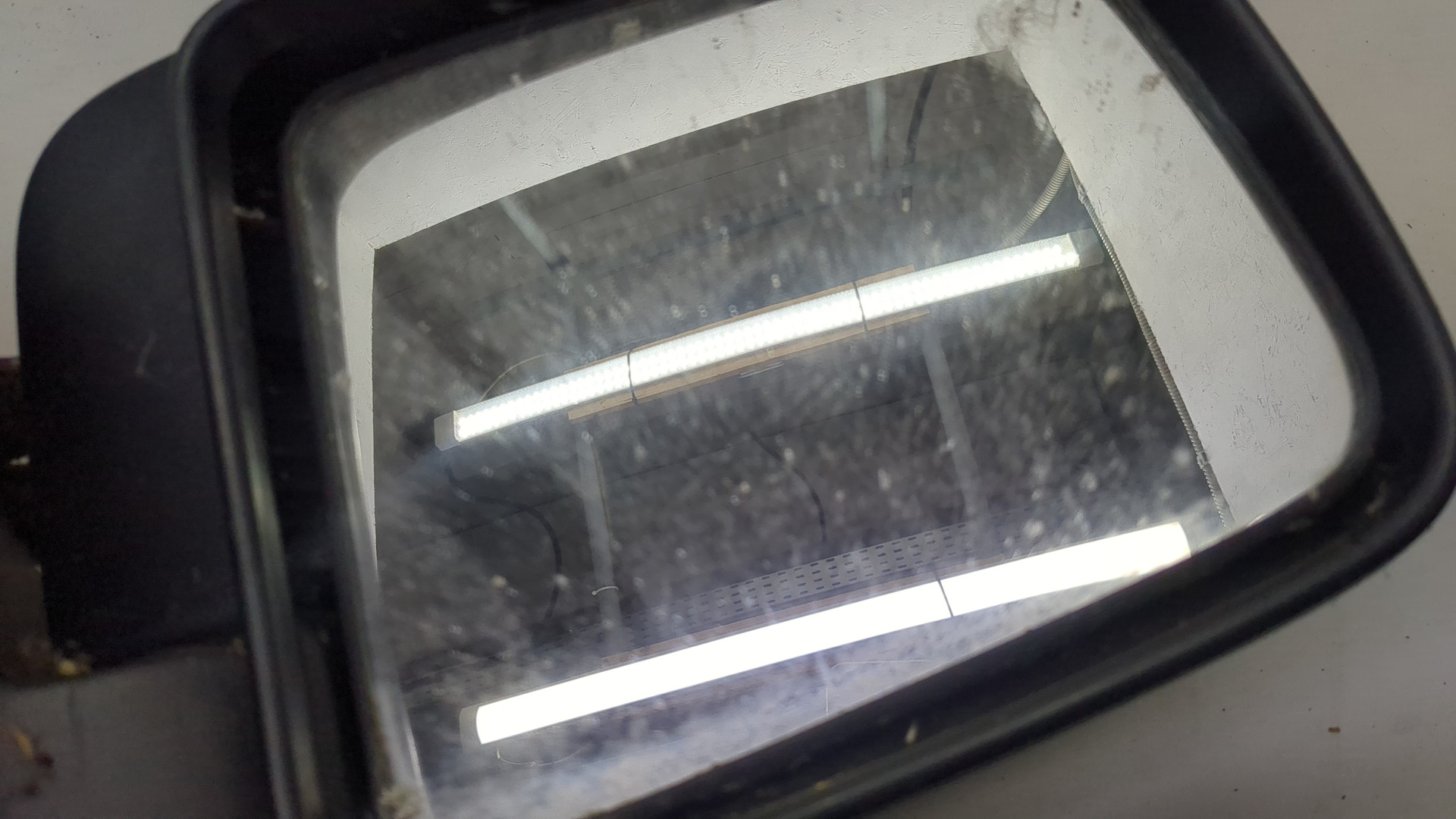 Зеркало правое электрическое