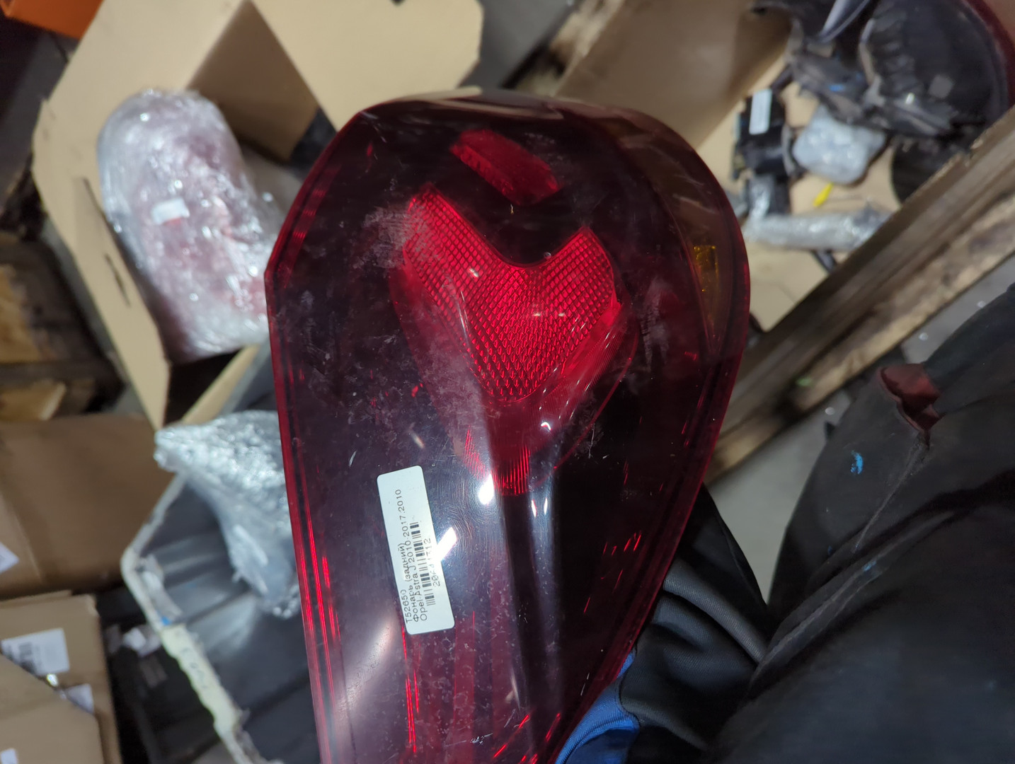 Фонарь задний левый