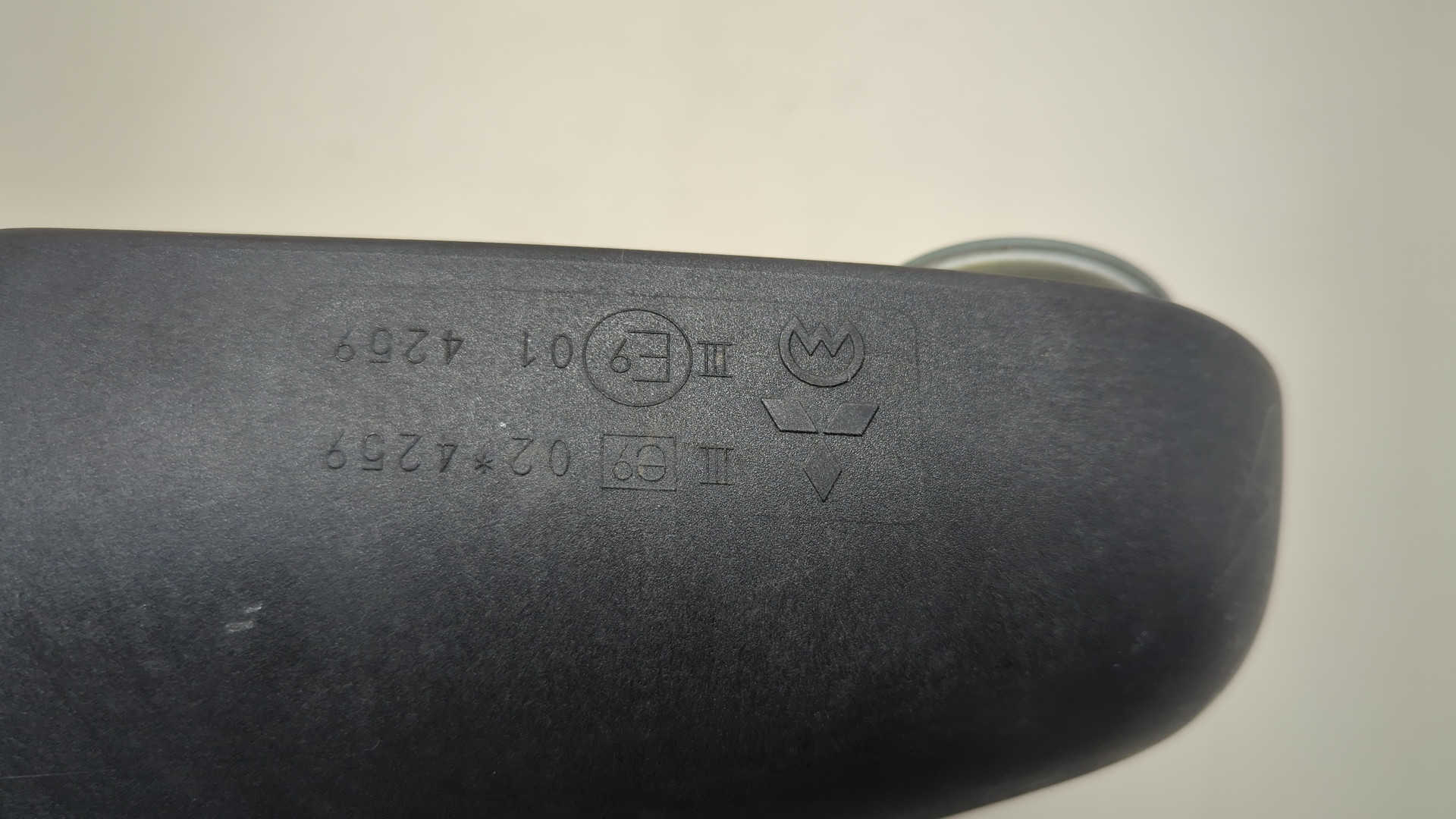 Зеркало правое электрическое