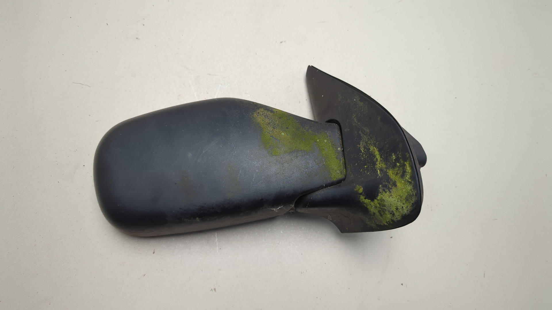 Зеркало правое электрическое