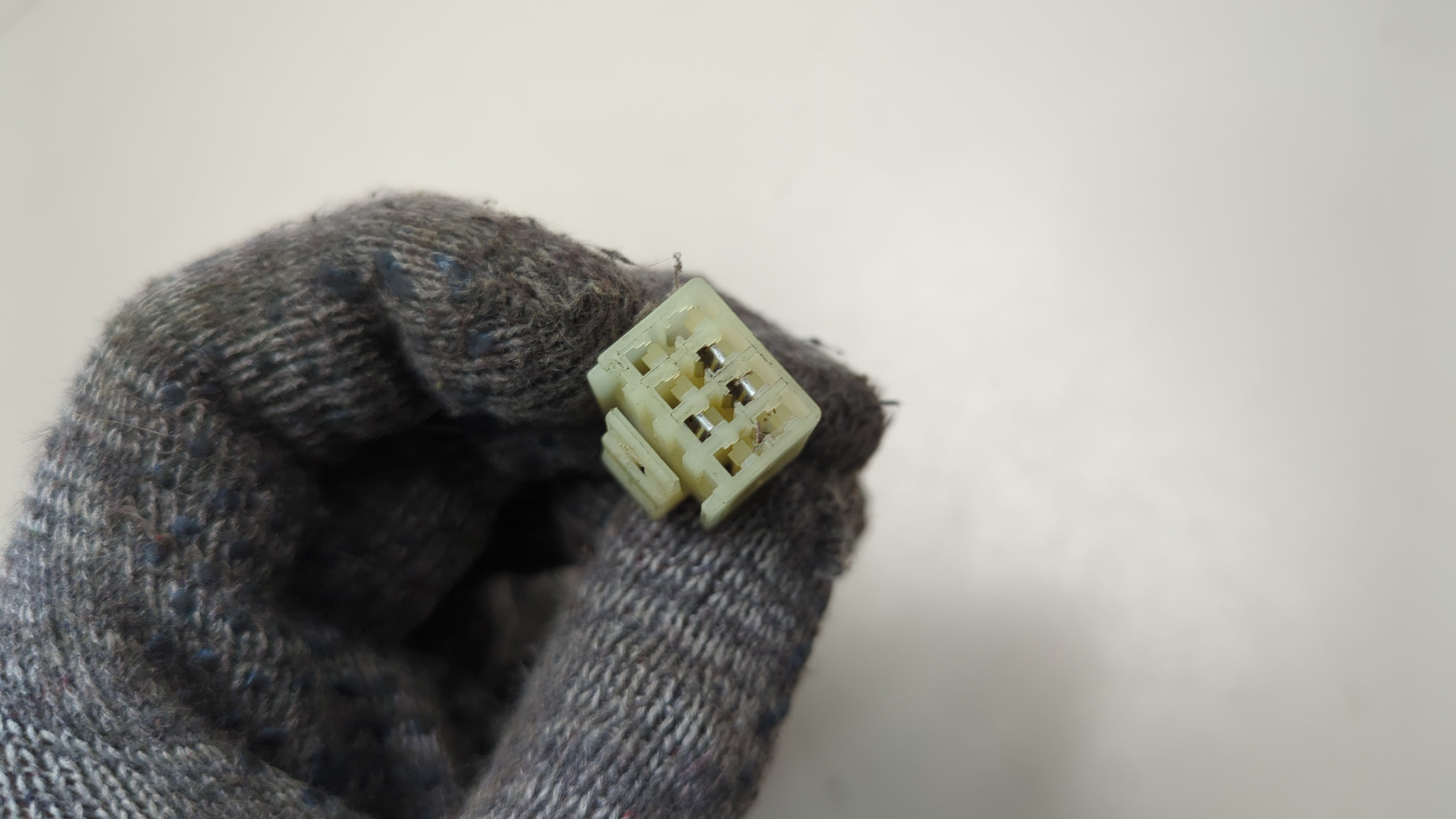 Зеркало правое электрическое