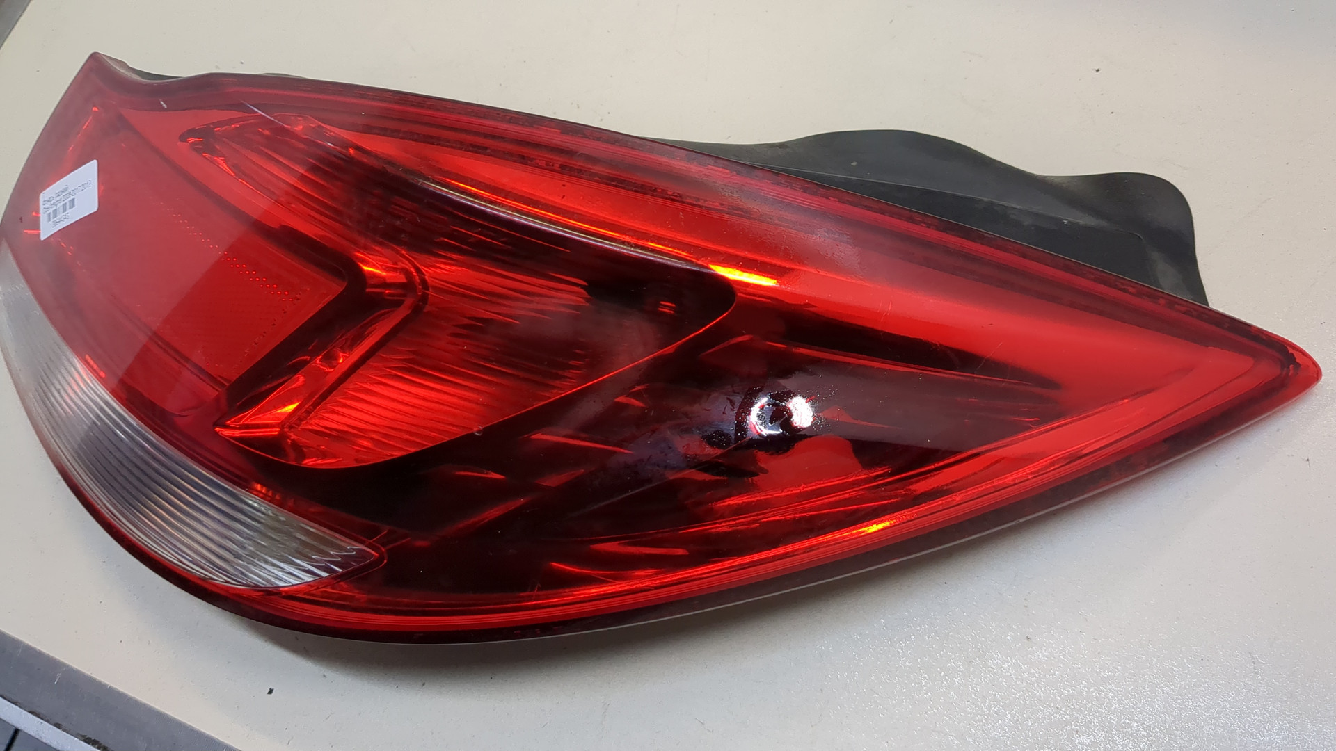 Фонарь задний правый