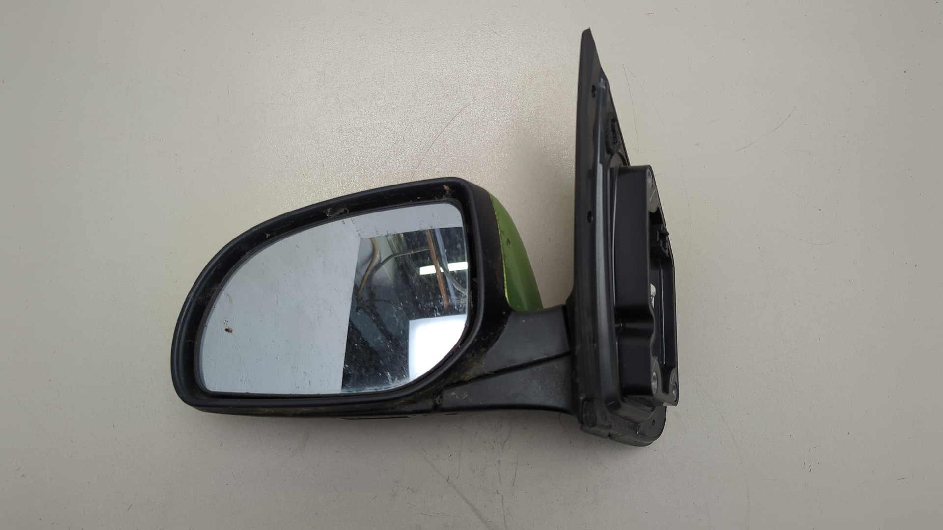 Зеркало левое электрическое