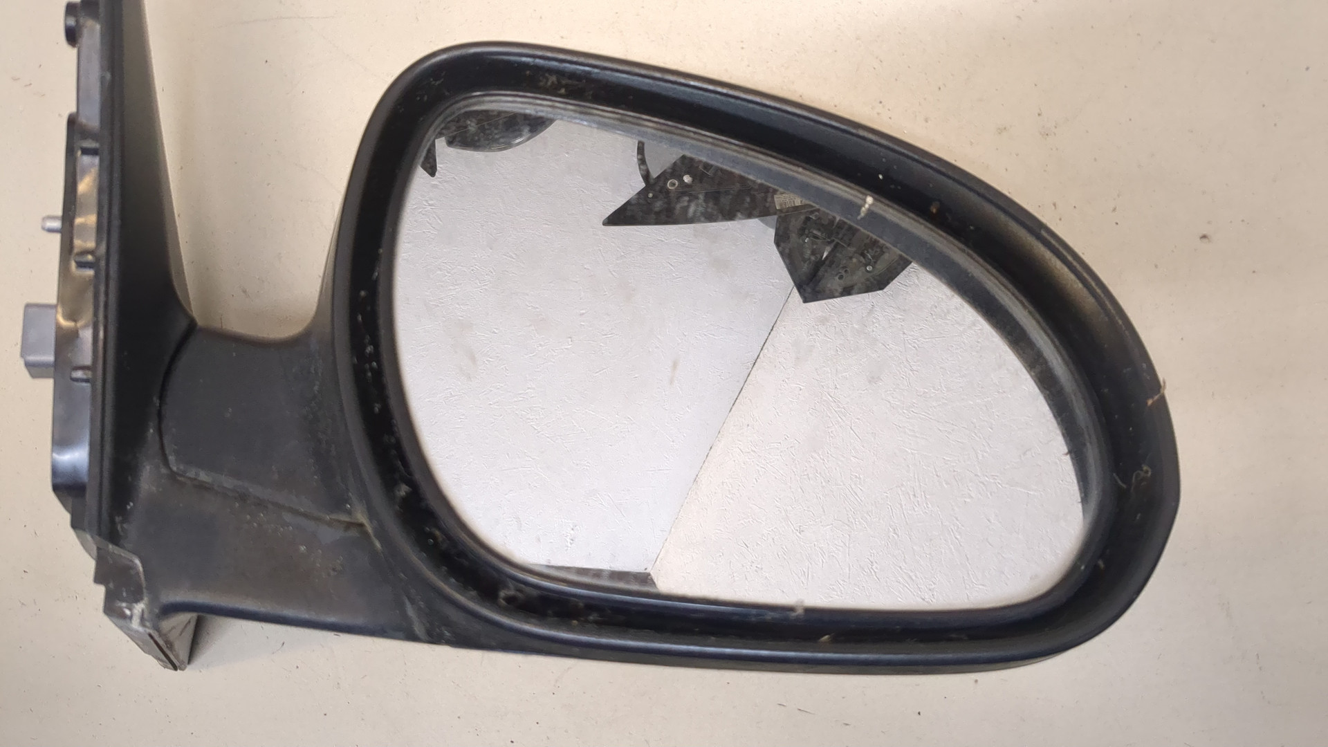 Зеркало правое электрическое