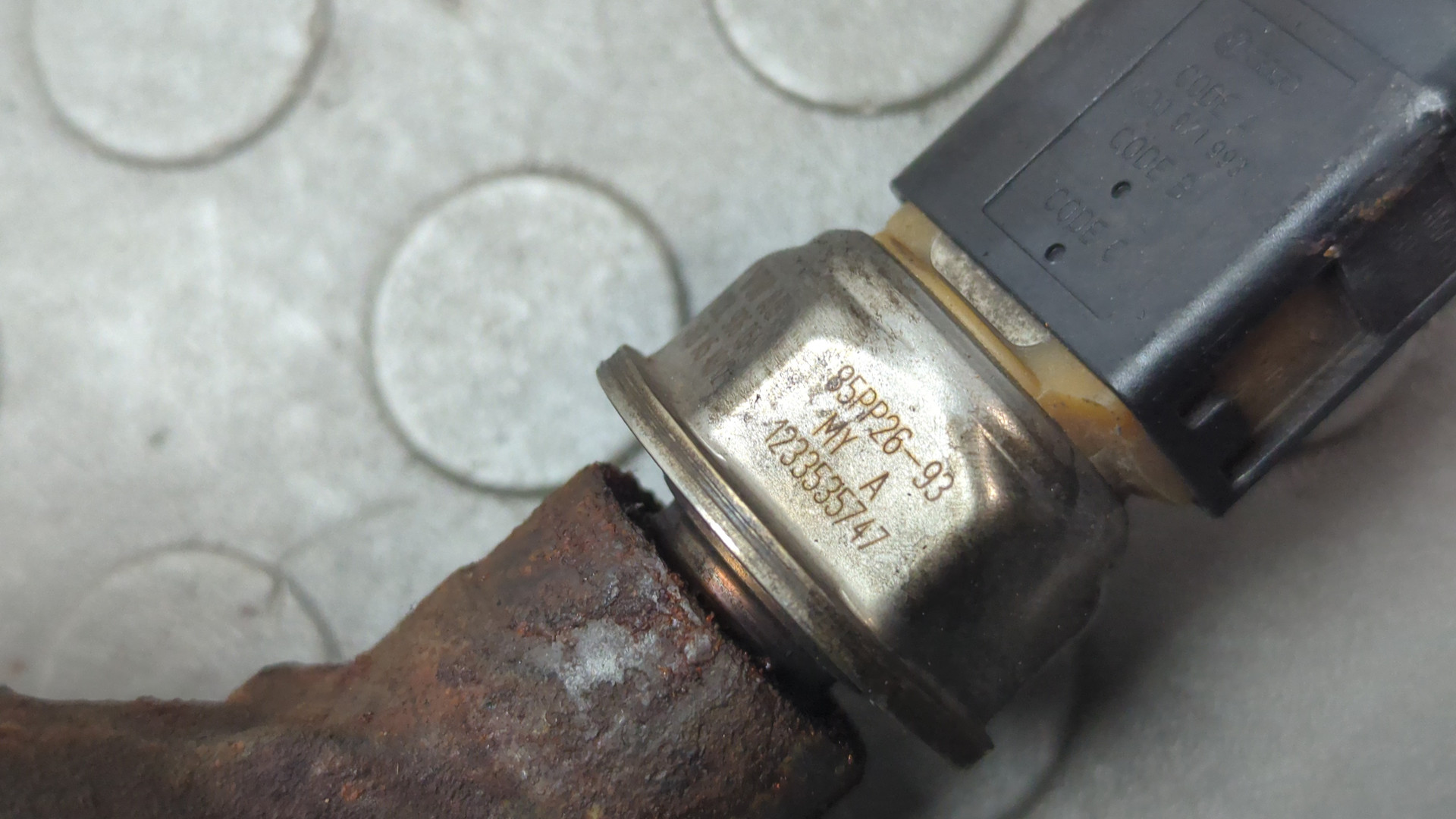 Рейка топливная (рампа)