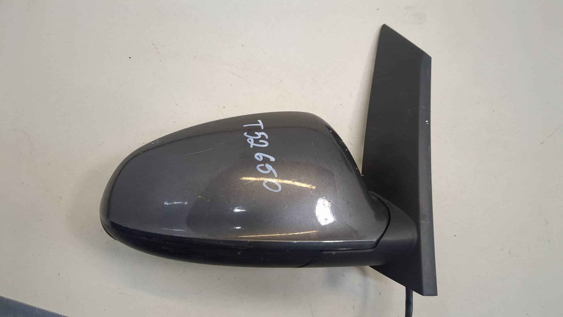 Зеркало правое электрическое