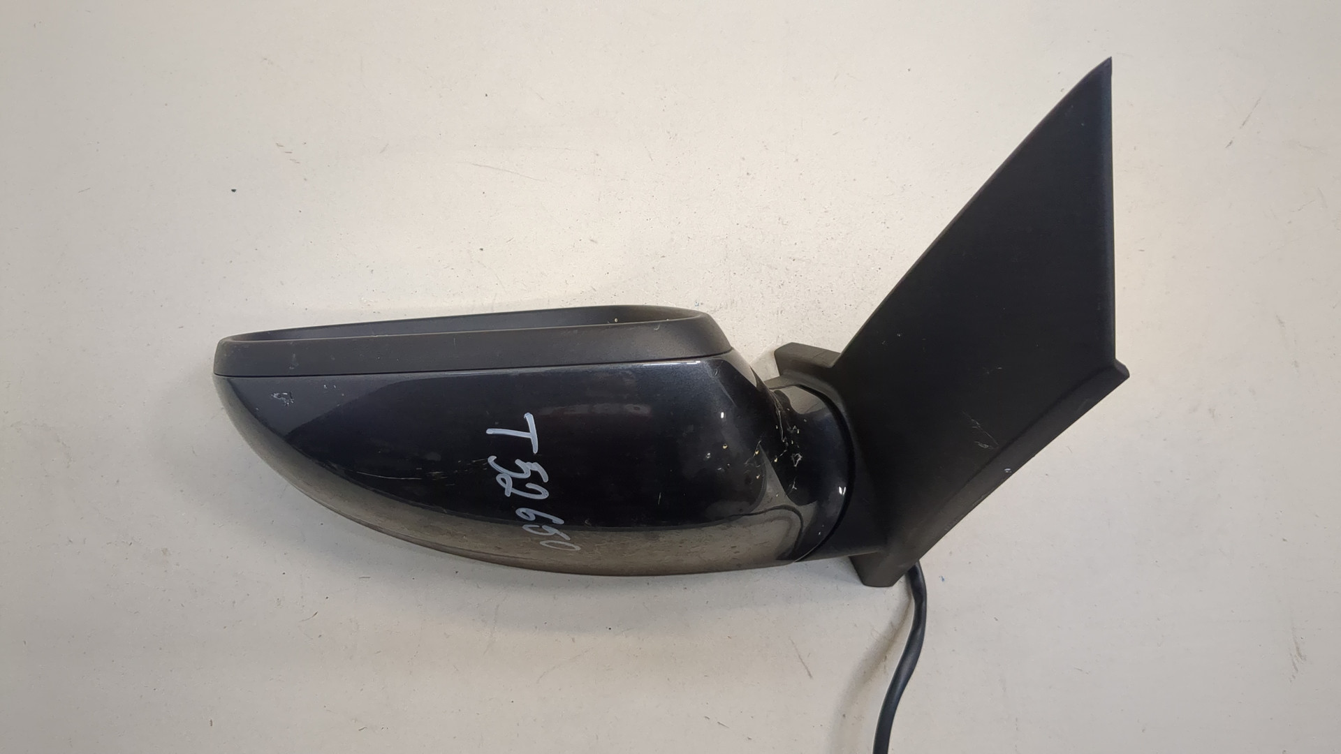 Зеркало правое электрическое