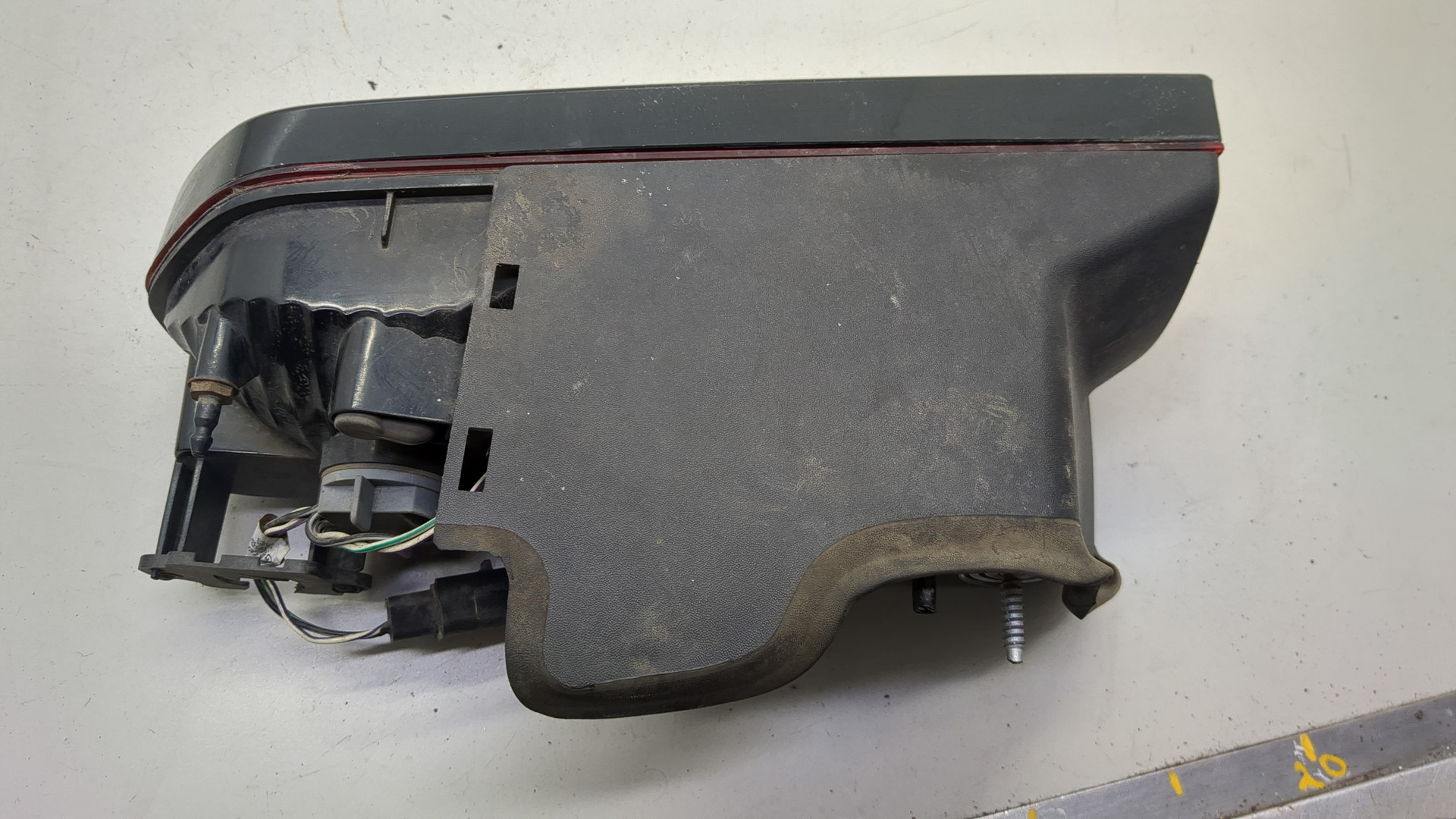 Фонарь задний правый