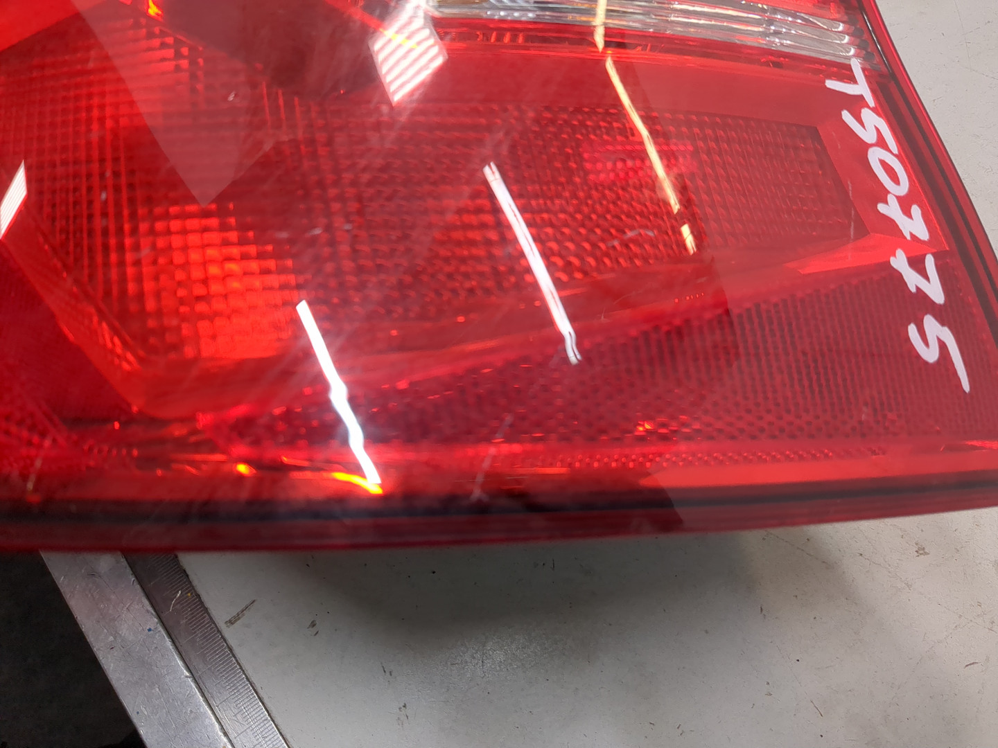 Фонарь задний левый