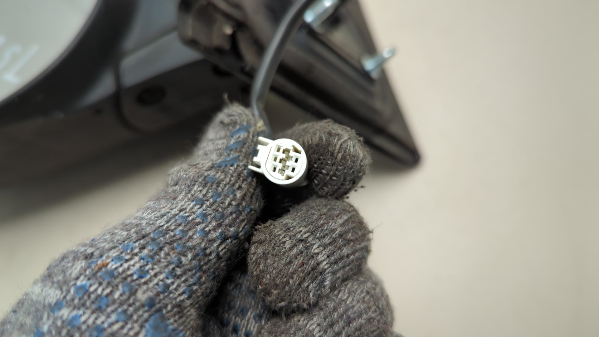 Зеркало левое электрическое