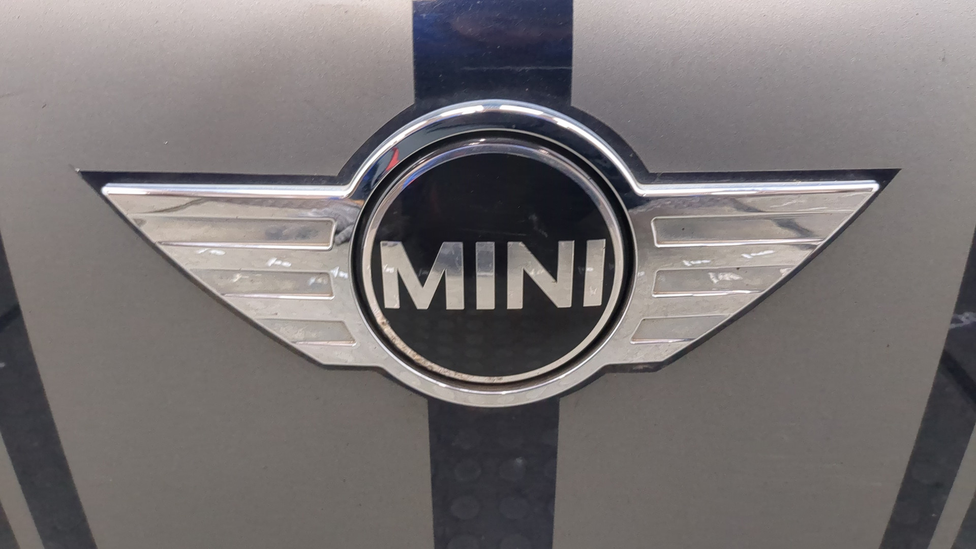 Дверь багажника