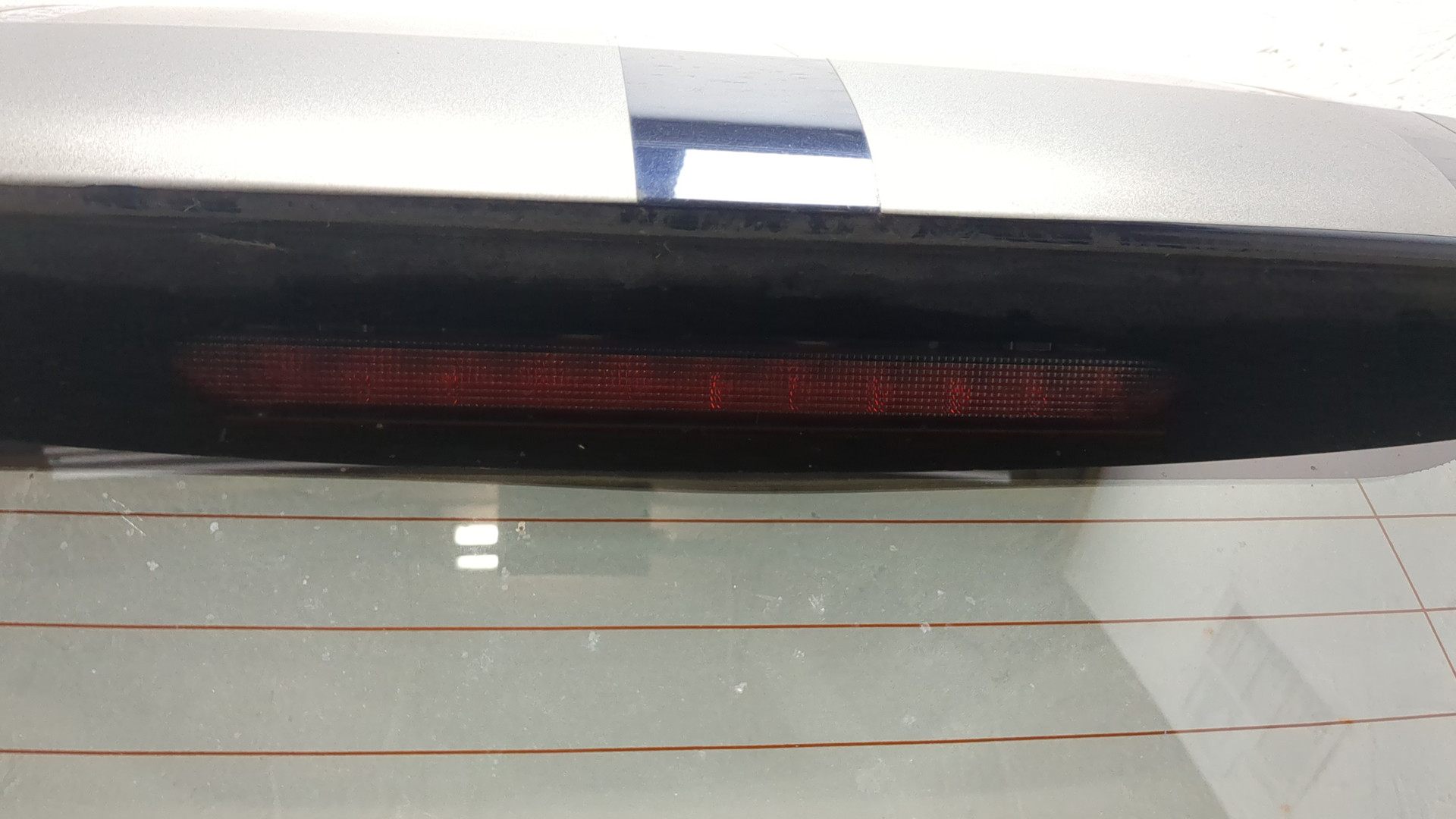 Дверь багажника