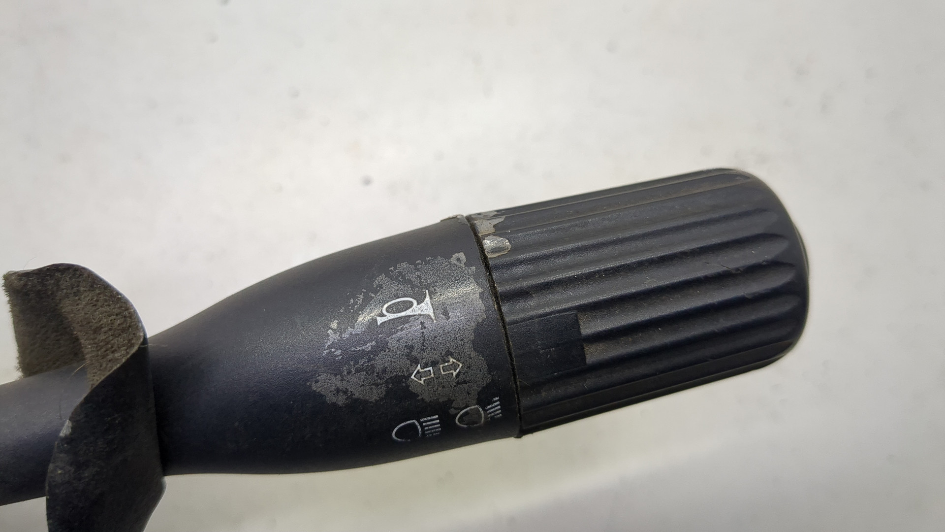 Переключатель поворотов подрулевой