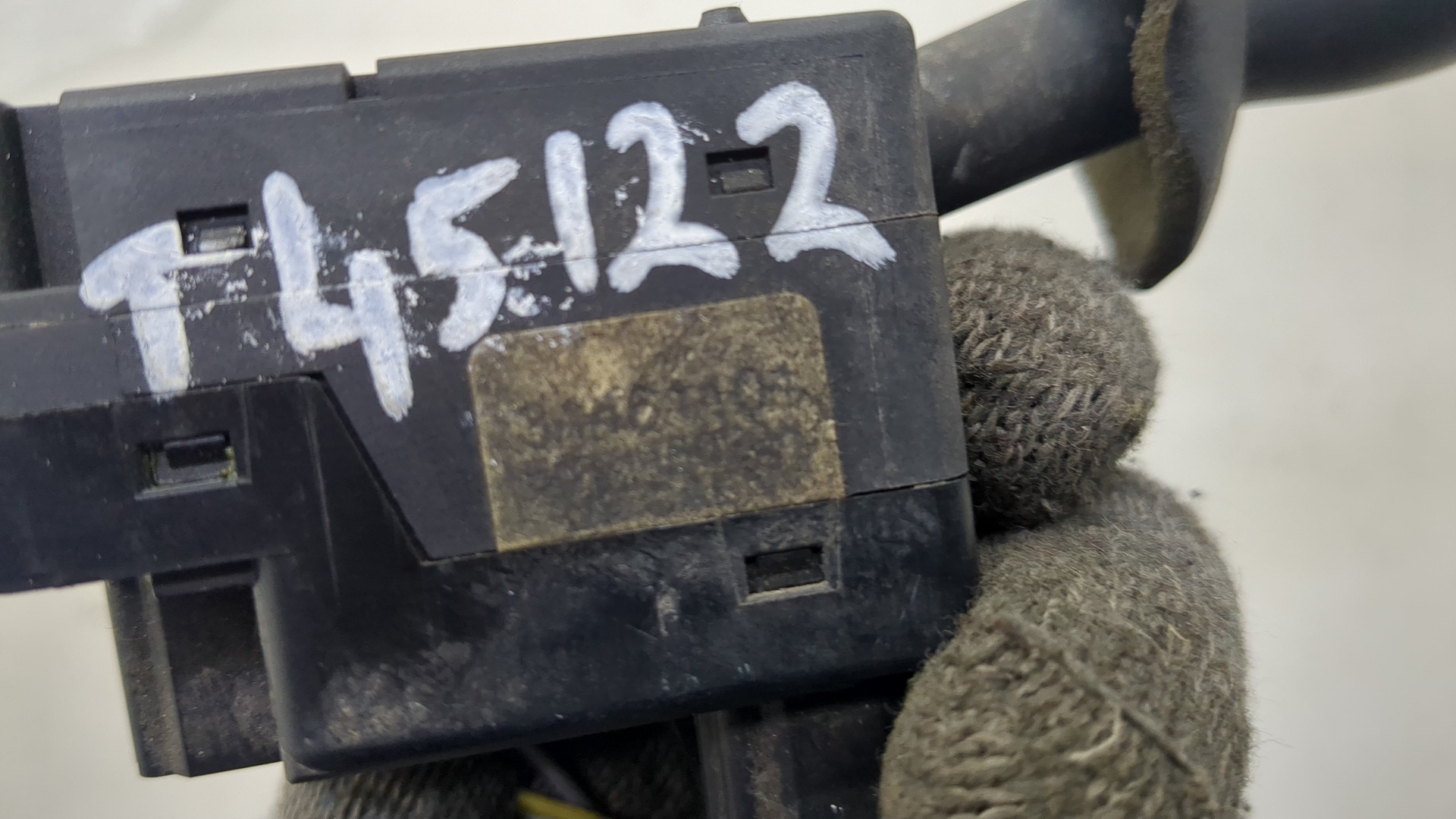 Переключатель поворотов подрулевой