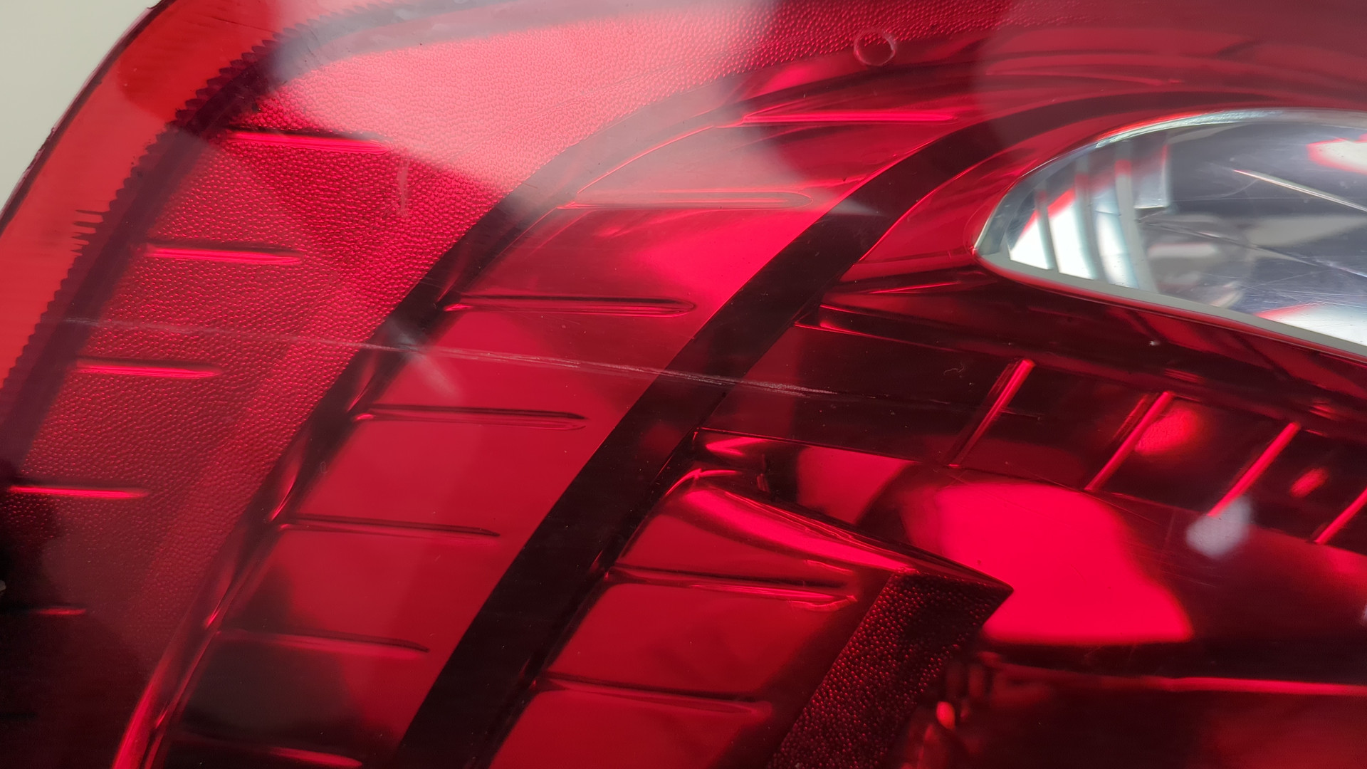 Фонарь задний правый