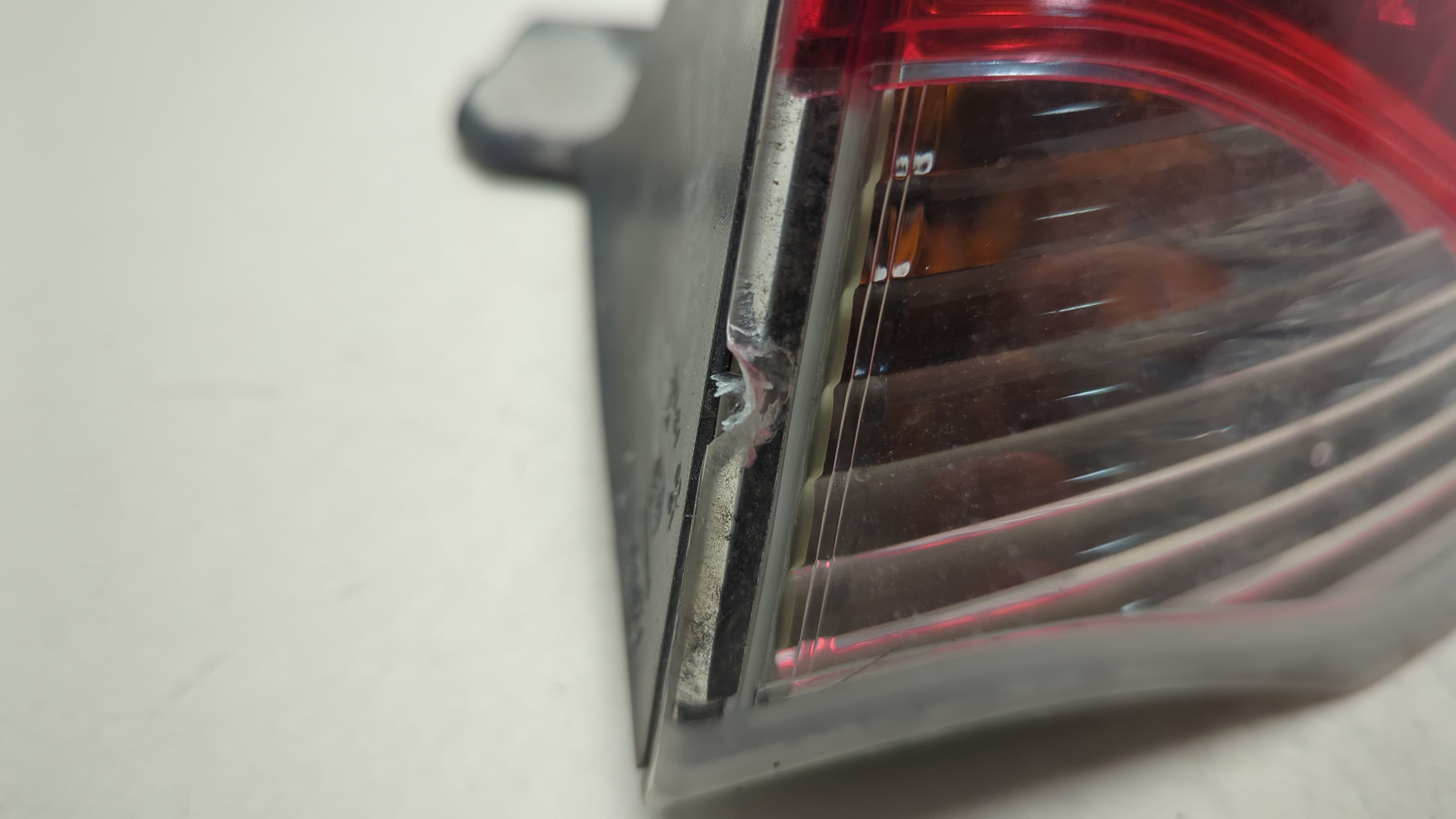 Фонарь задний правый