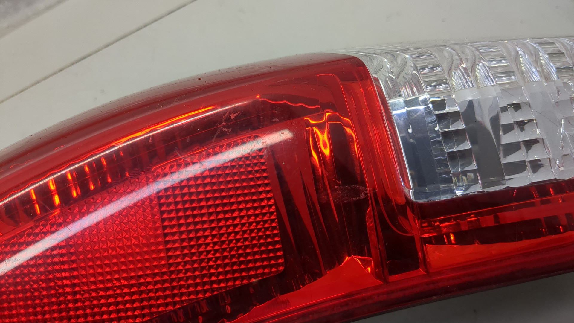 Фонарь задний левый