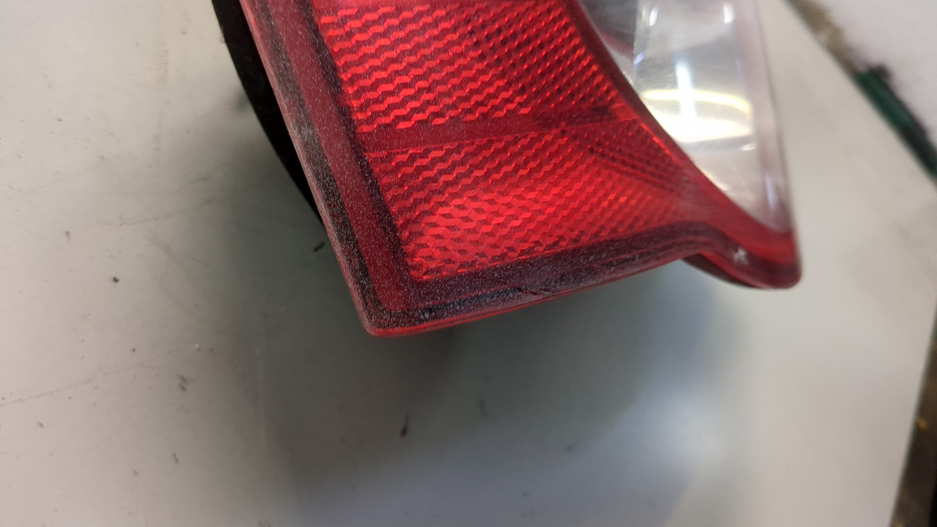 Фонарь задний левый