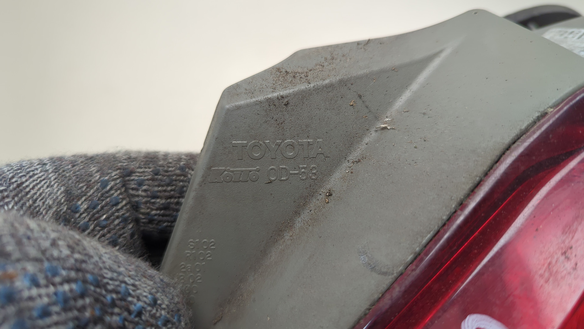 Фонарь задний правый