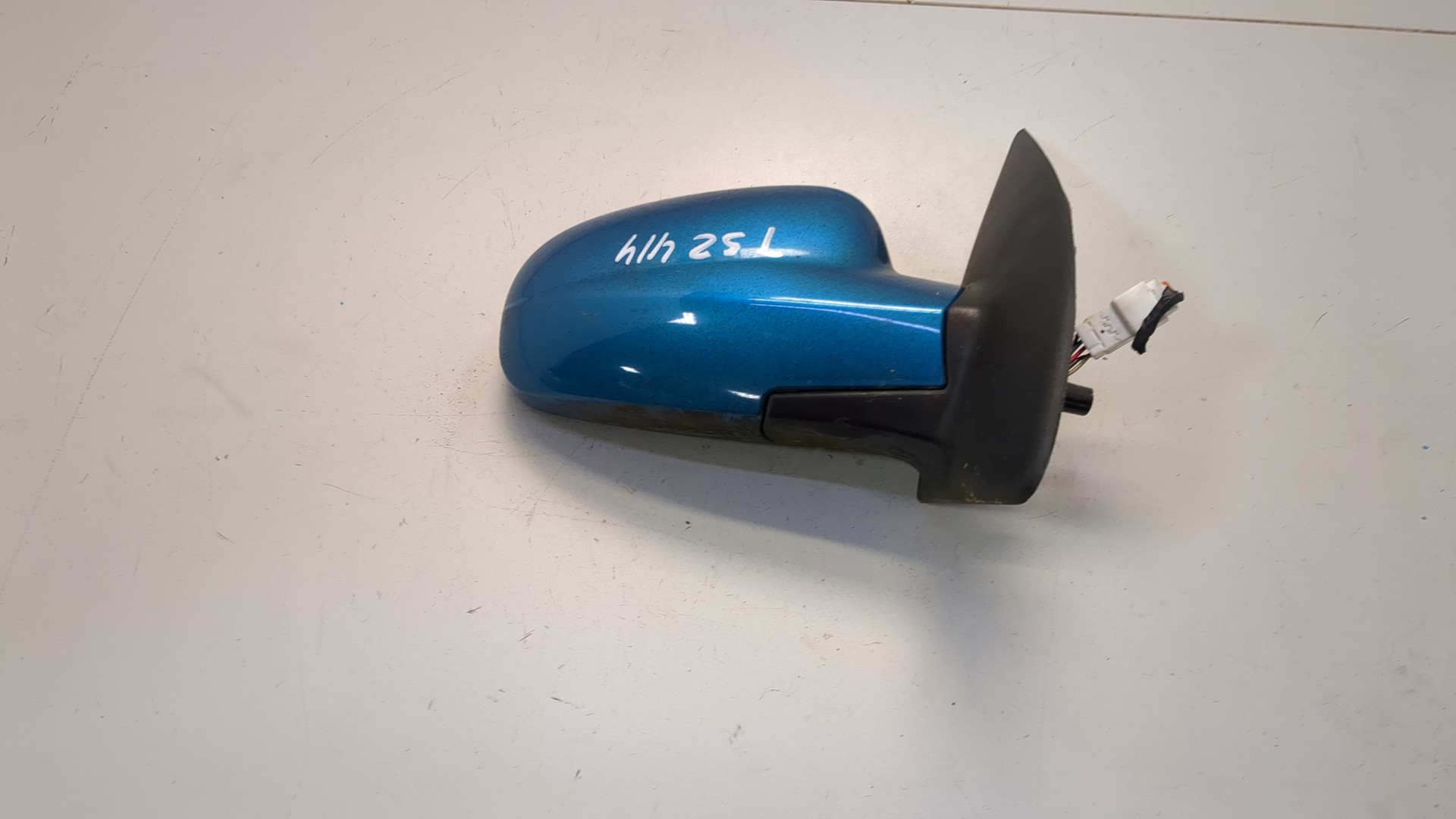 Зеркало правое электрическое