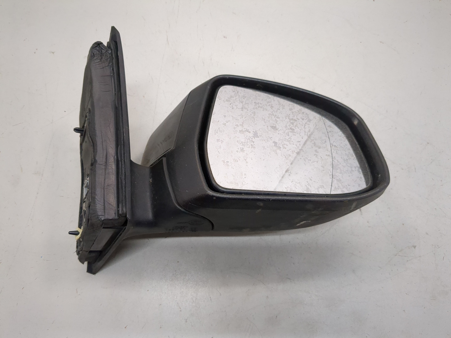 Зеркало правое электрическое