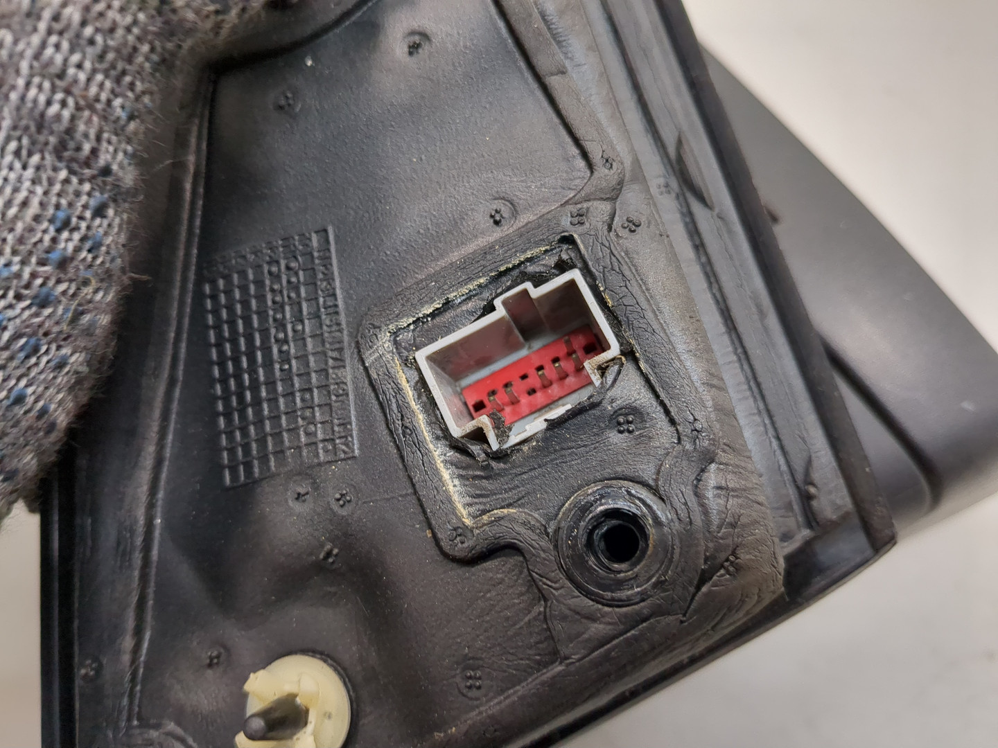 Зеркало правое электрическое