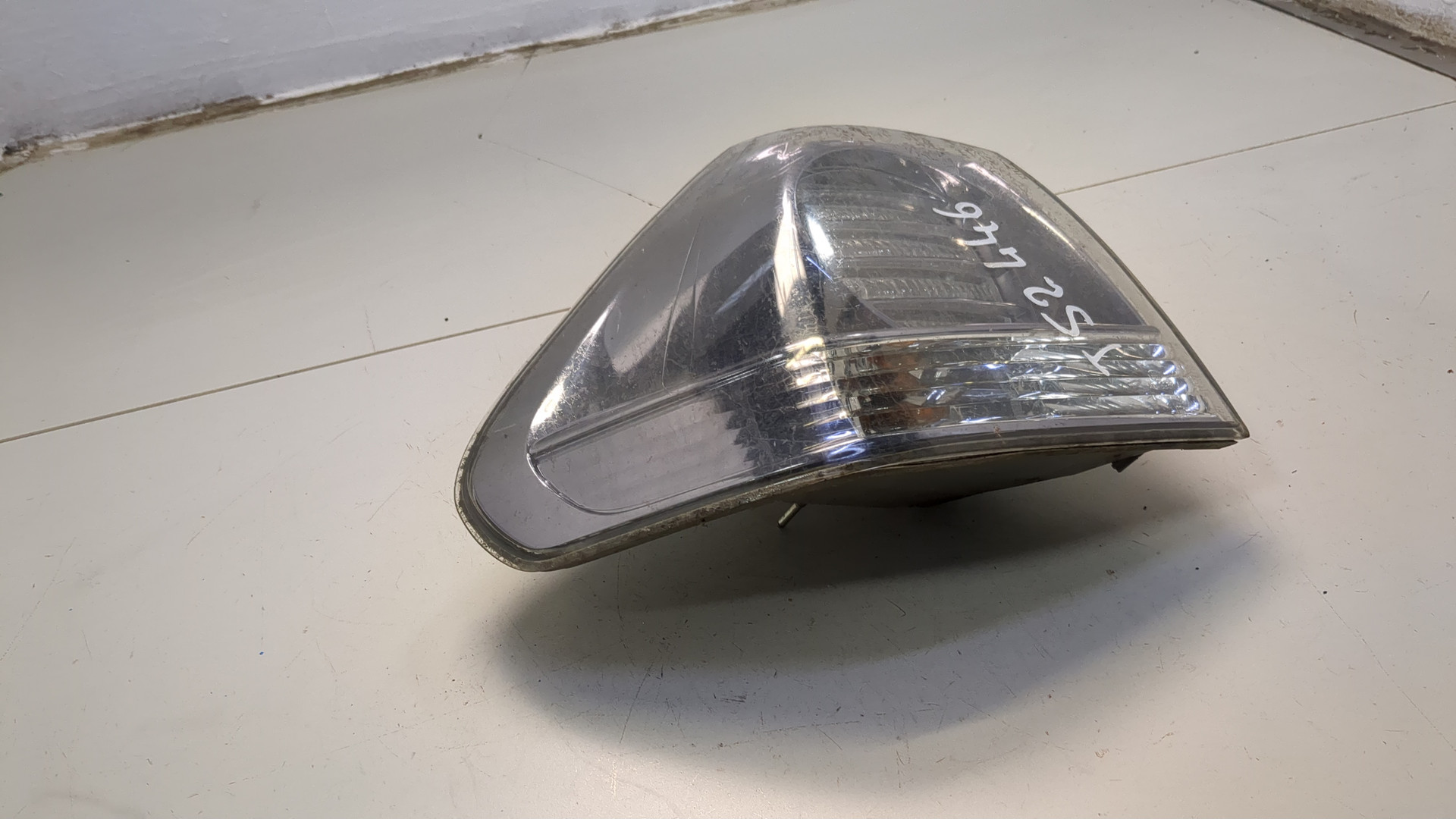 Фонарь задний левый