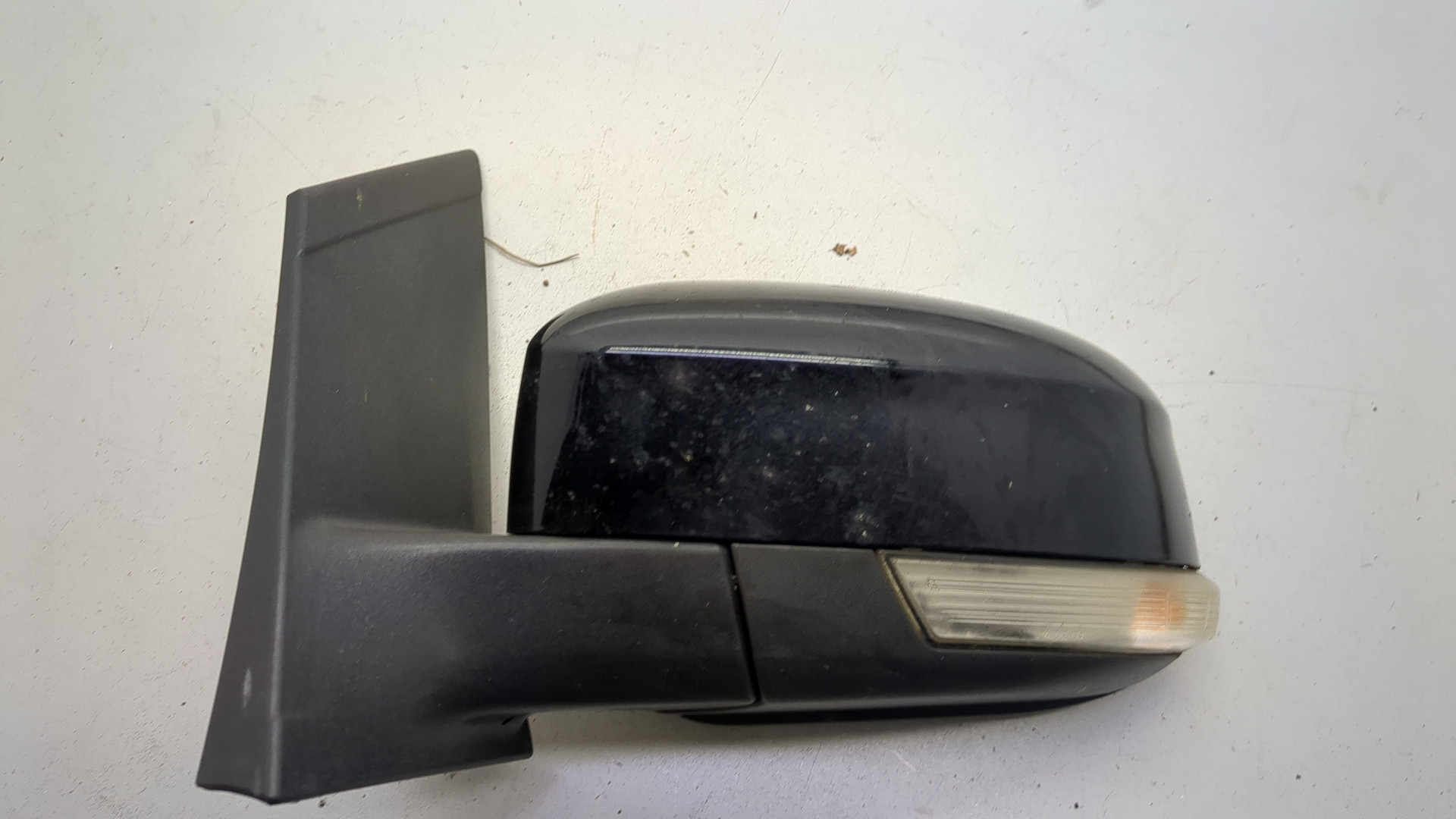 Зеркало левое электрическое