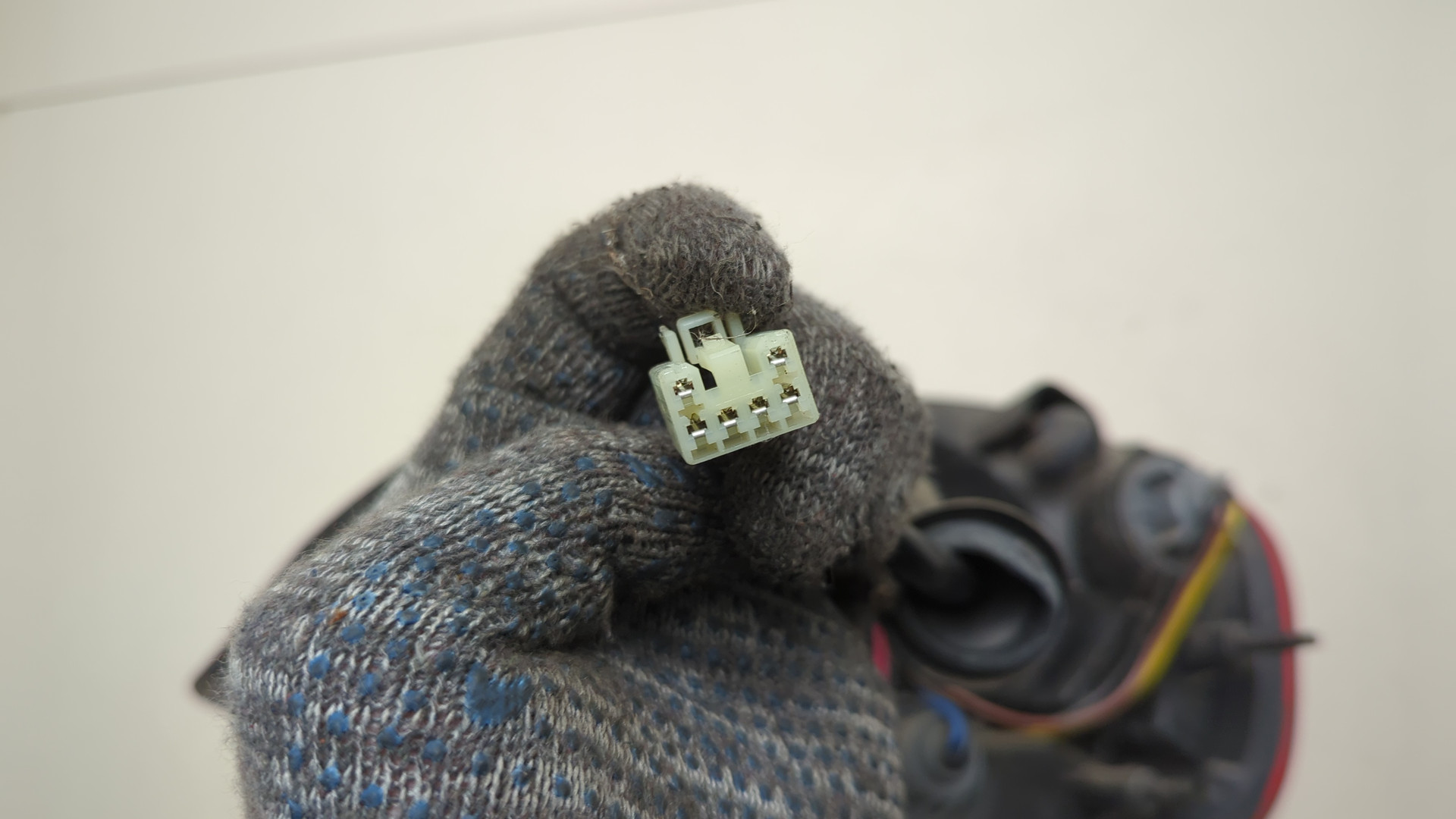 Фонарь задний левый