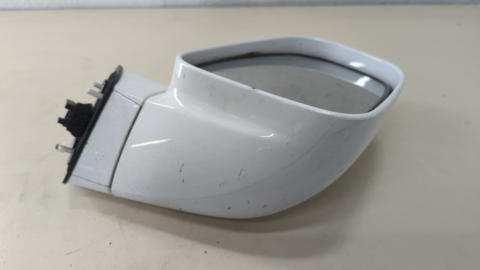 Зеркало левое электрическое