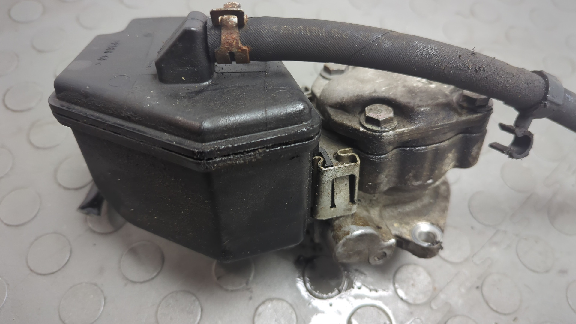 Насос ГУР (гидроусилитель руля)