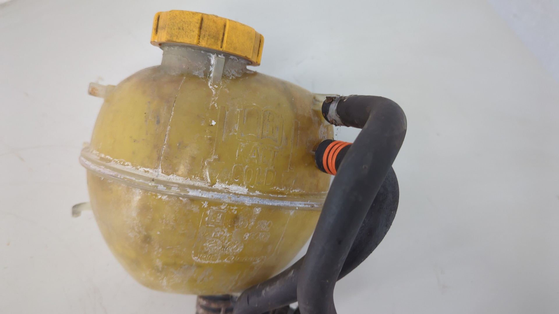 Бачок расширительный