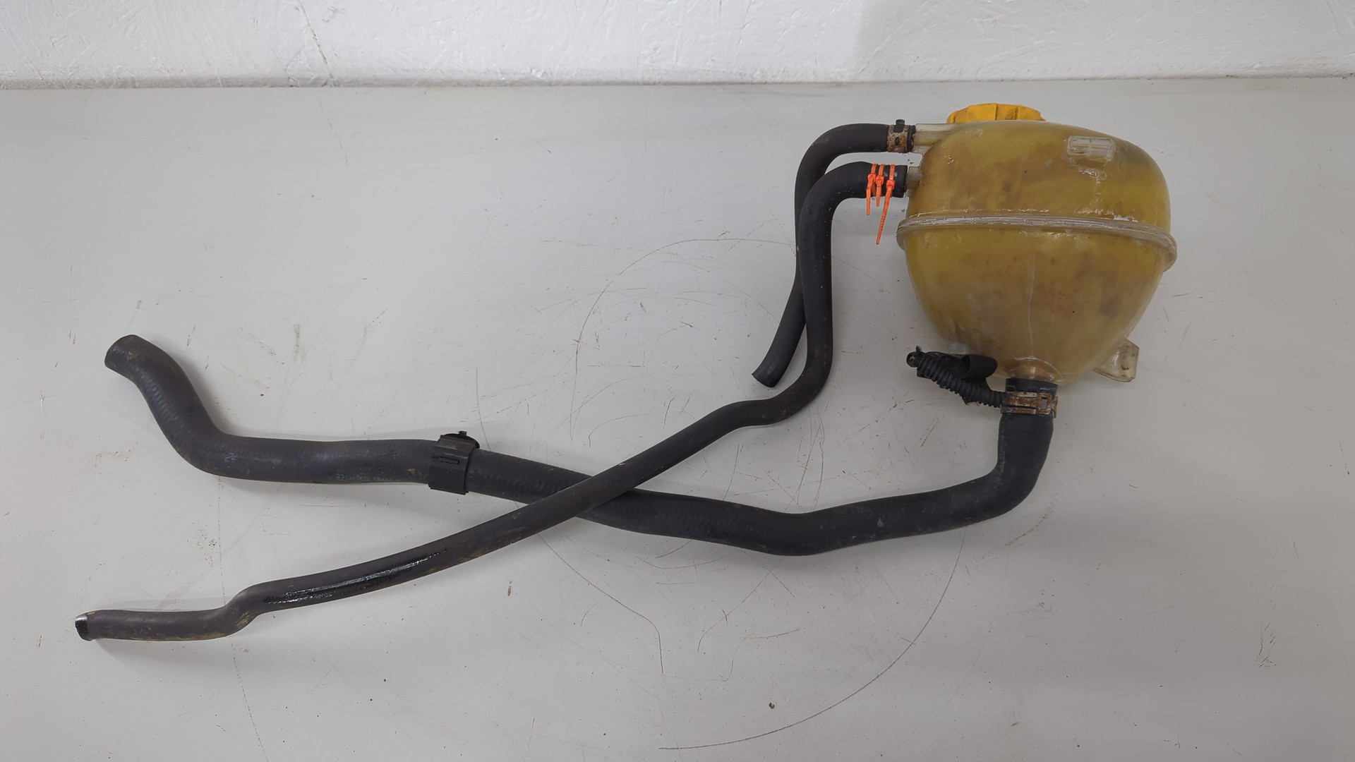 Бачок расширительный