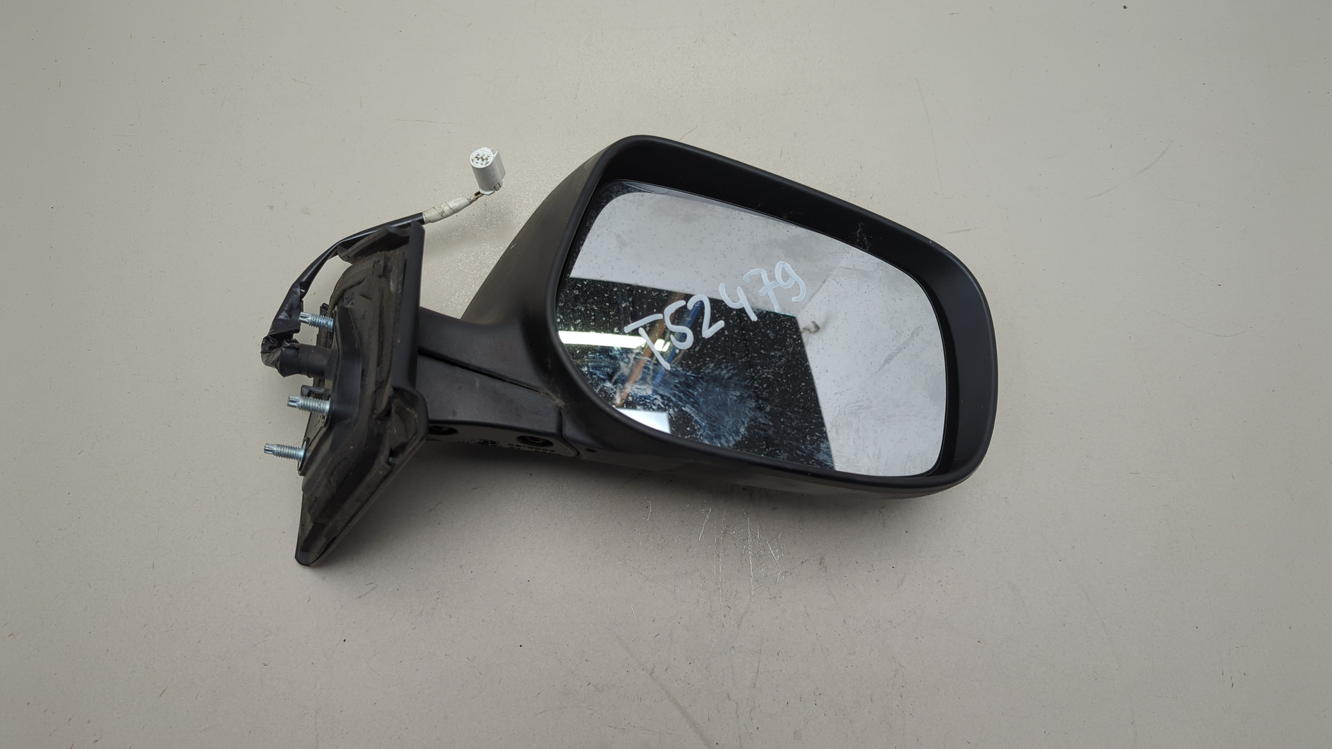 Зеркало правое электрическое