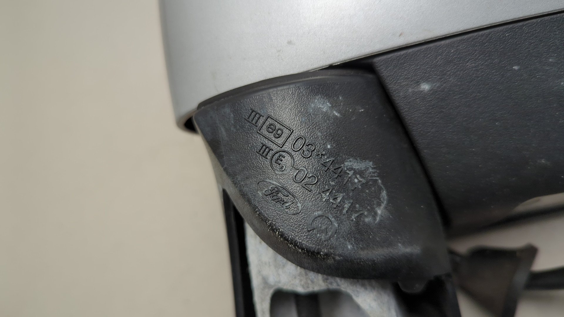 Зеркало левое электрическое