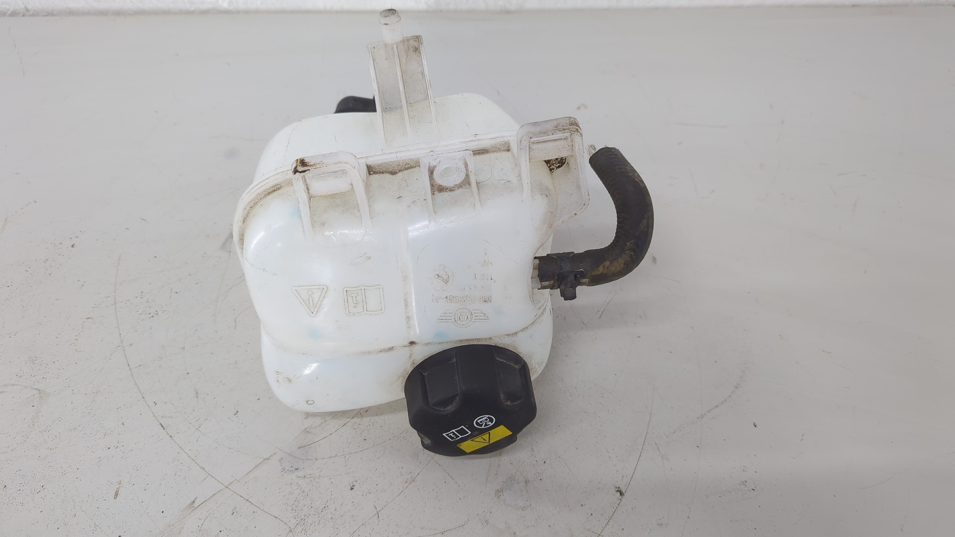 Бачок расширительный