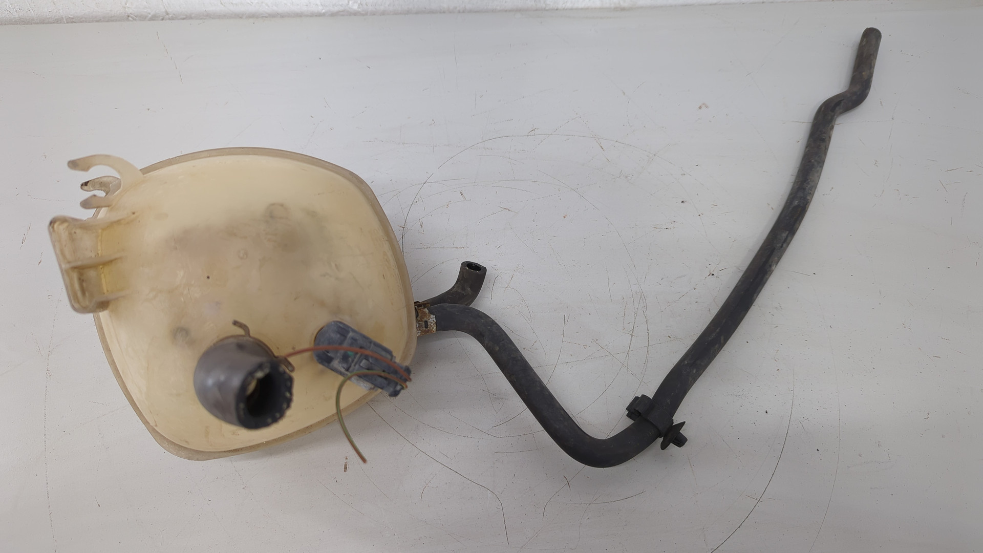 Бачок расширительный