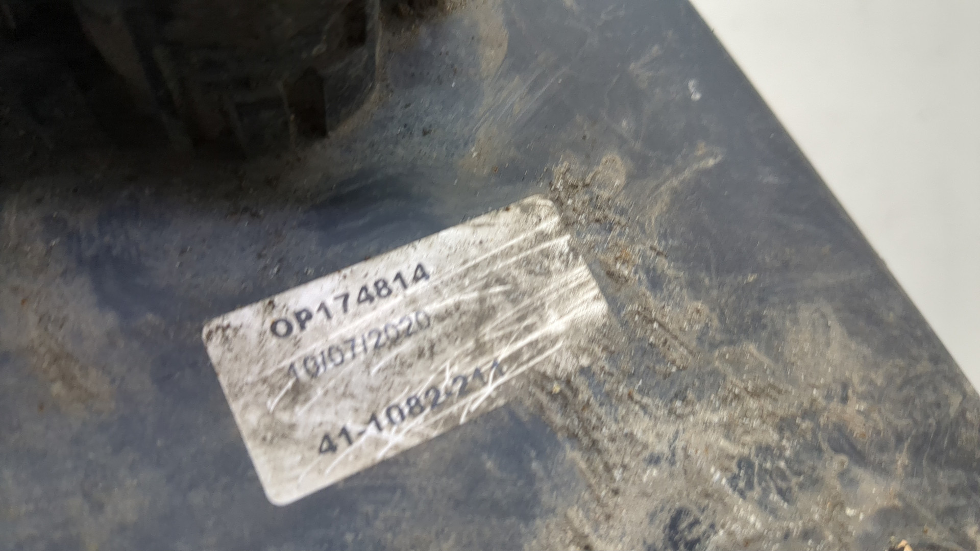 Фонарь задний левый