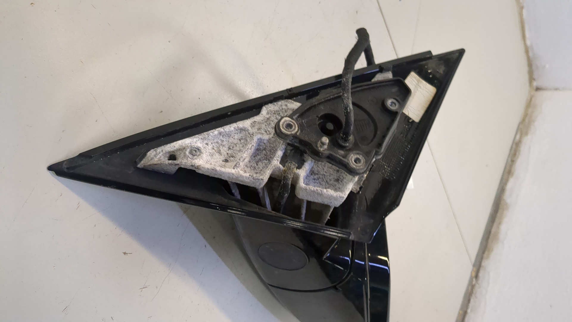 Зеркало правое электрическое