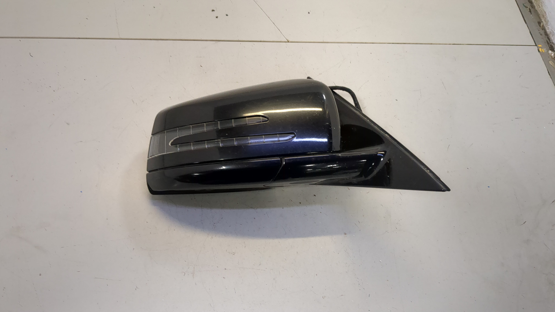 Зеркало правое электрическое