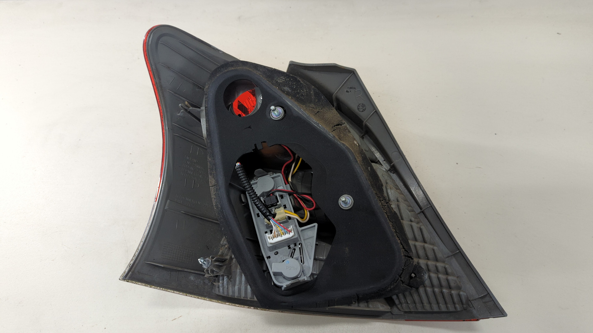 Фонарь задний правый