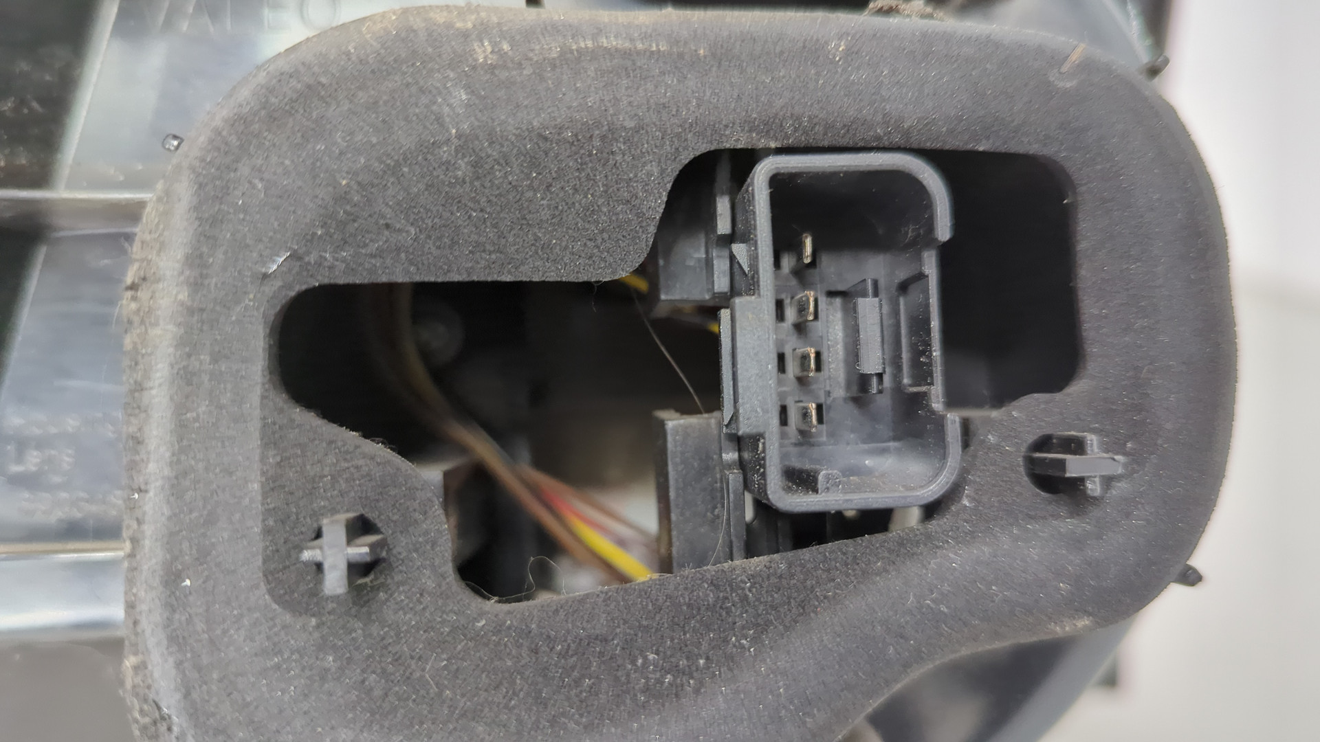 Фонарь задний правый