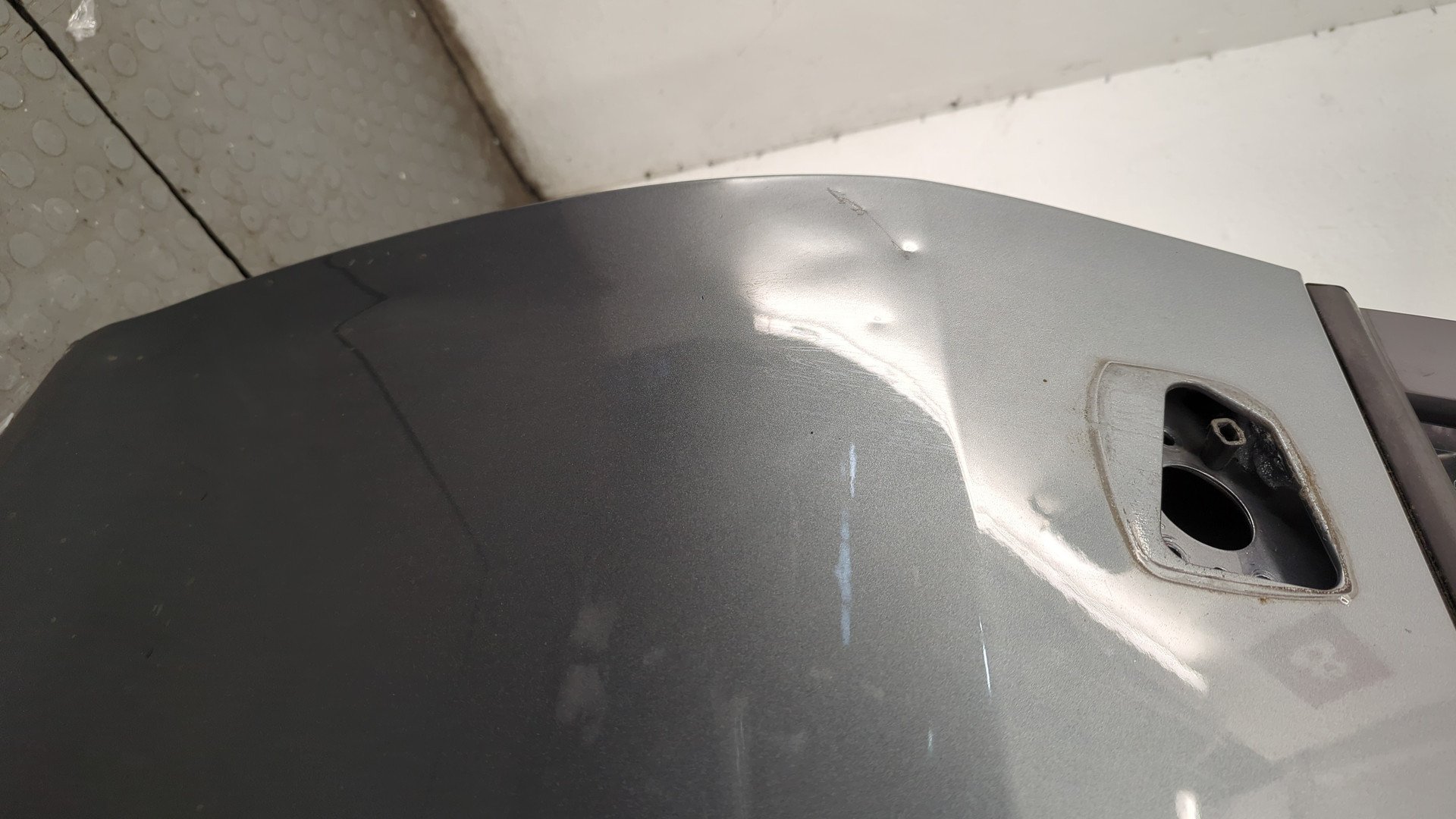 Дверь передняя левая