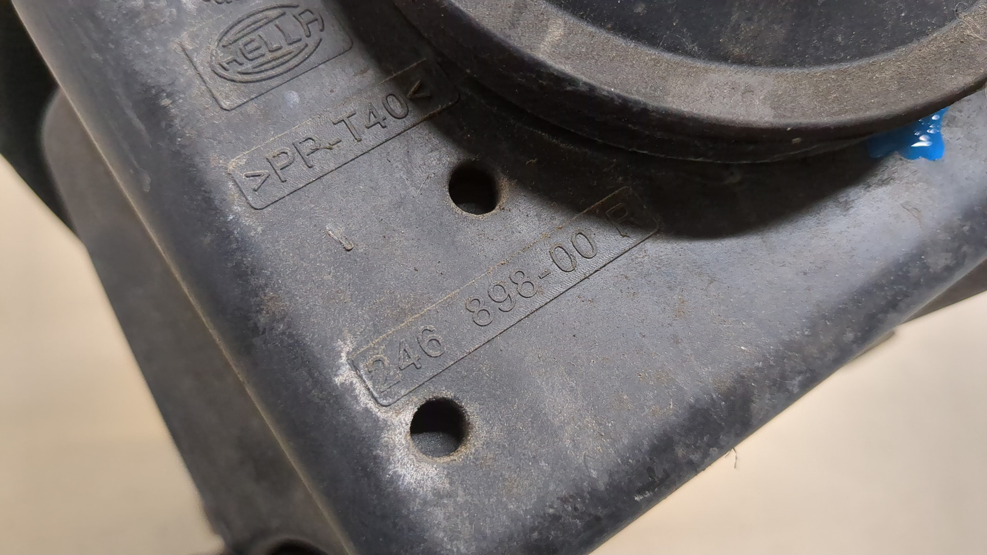 Фара правая