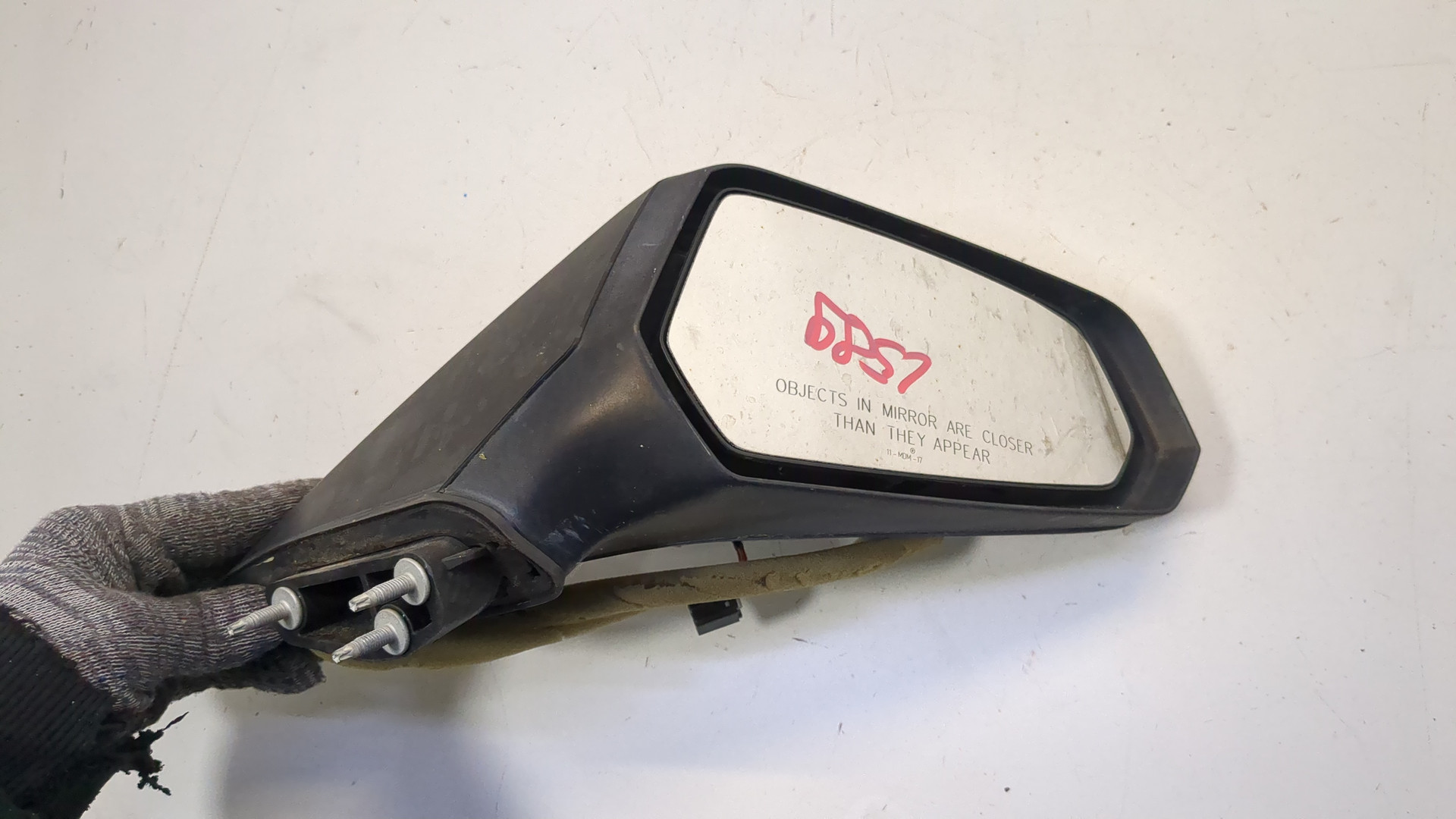 Зеркало правое электрическое