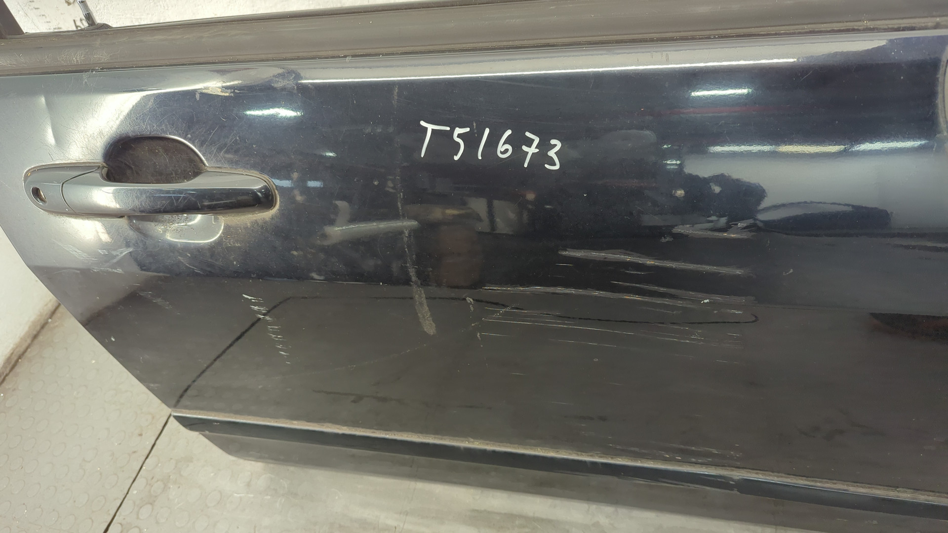 Дверь передняя правая